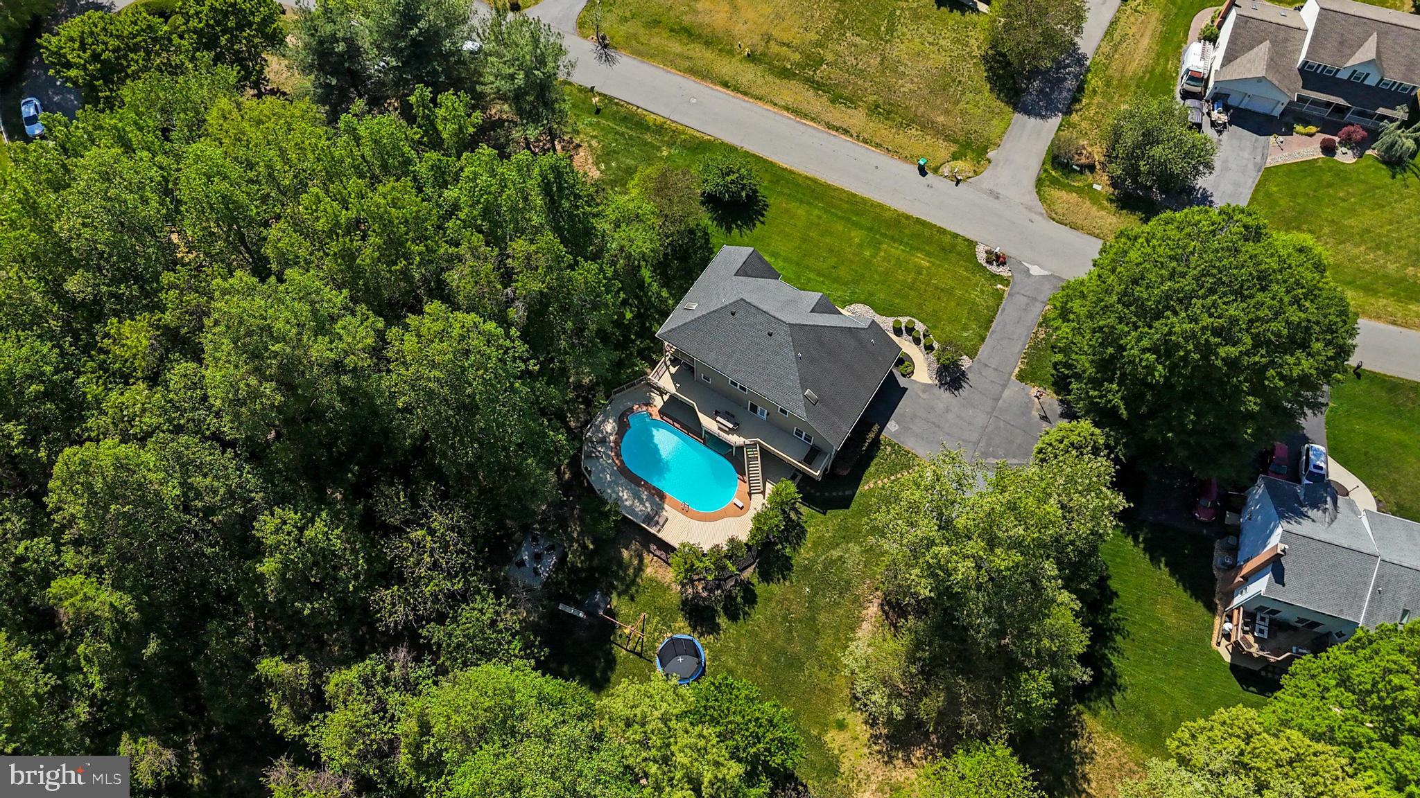 BERRY HILL MANOR - Residential