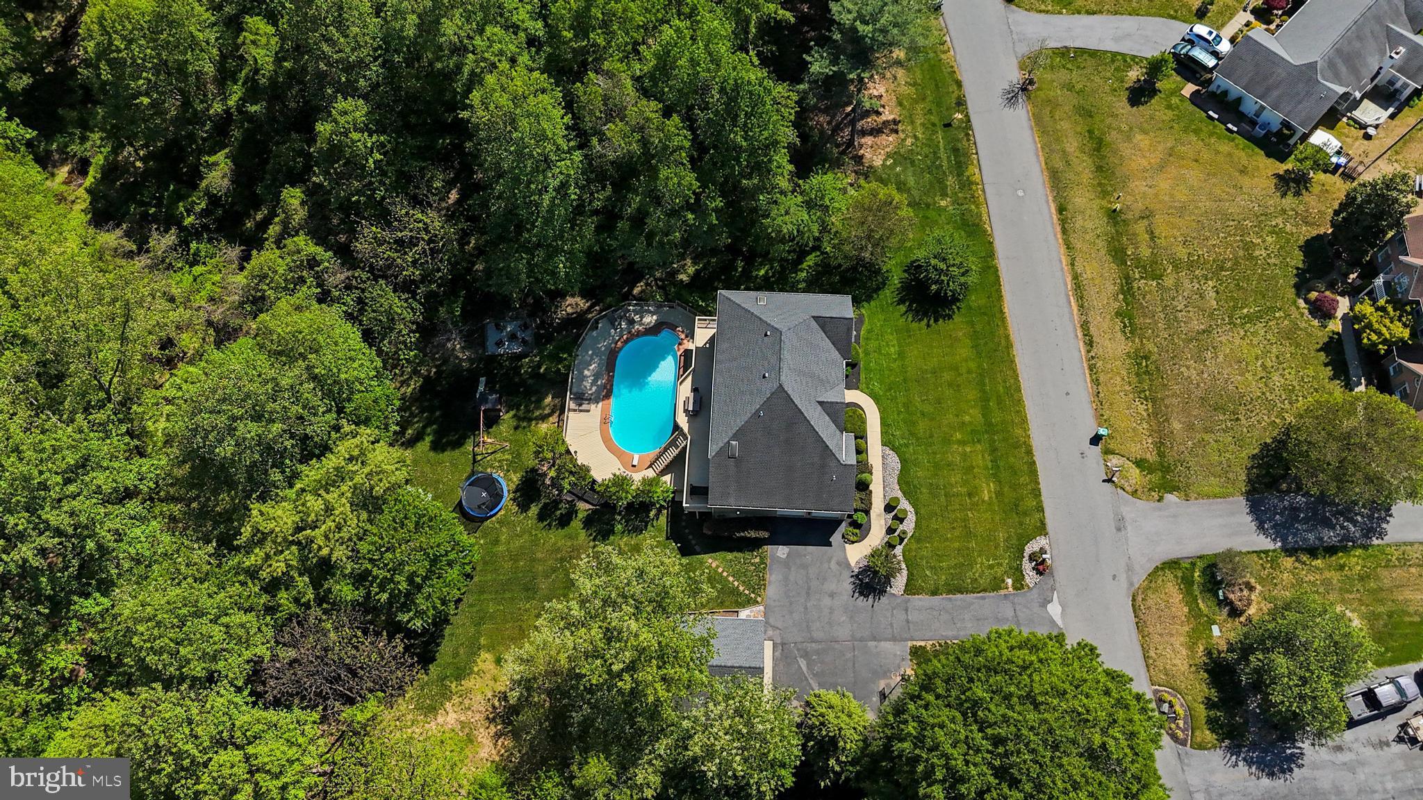 BERRY HILL MANOR - Residential