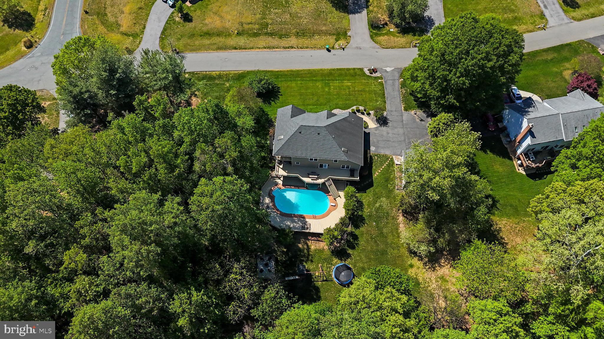 BERRY HILL MANOR - Residential