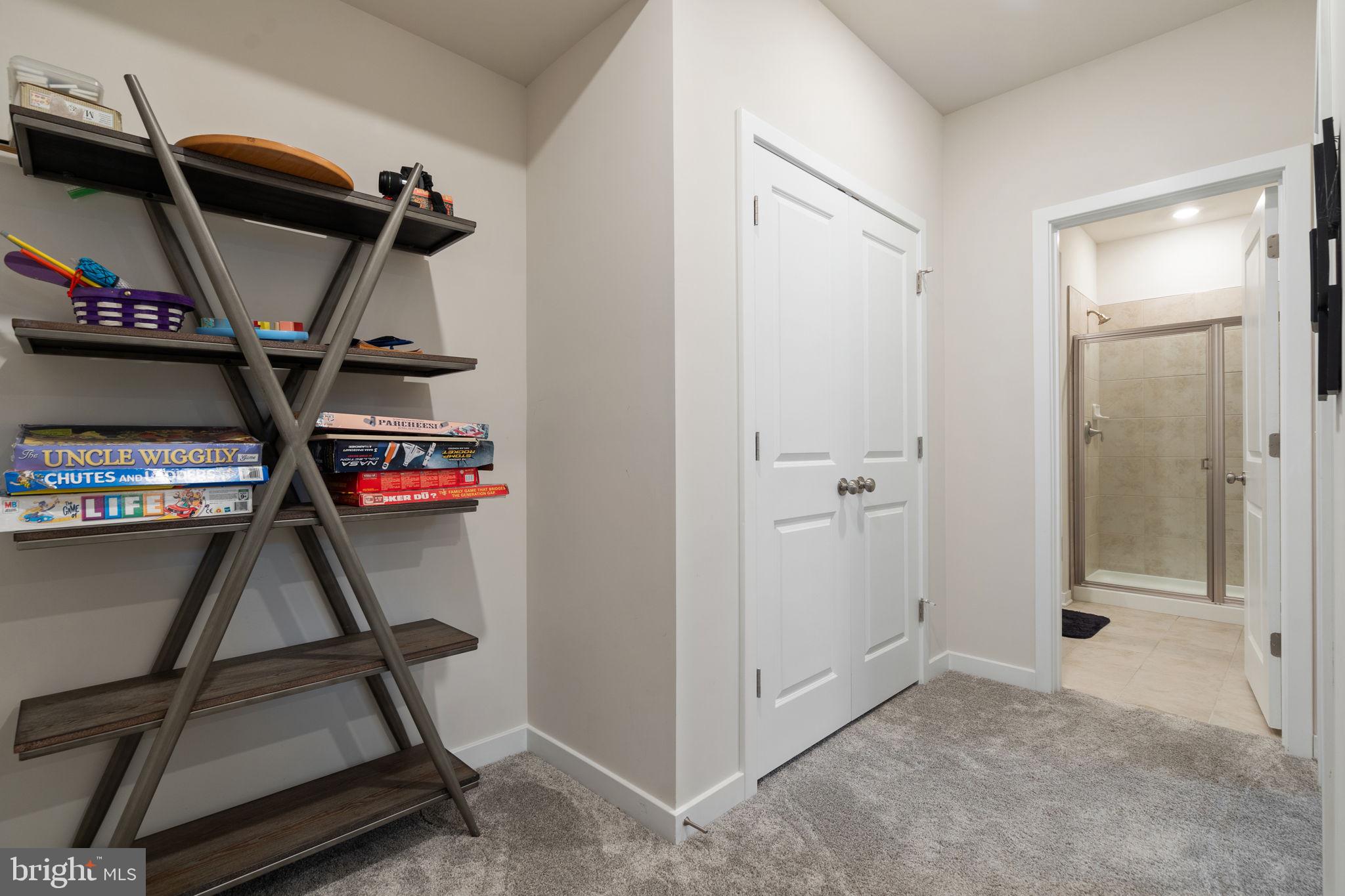 CLEVENGER CORNER VILLAGE - Residential