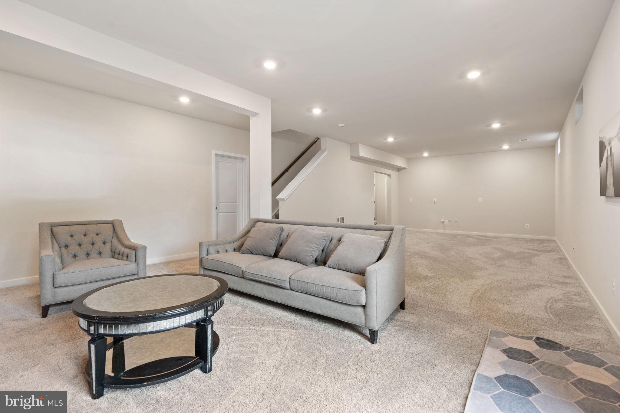 CLEVENGER CORNER VILLAGE - Residential