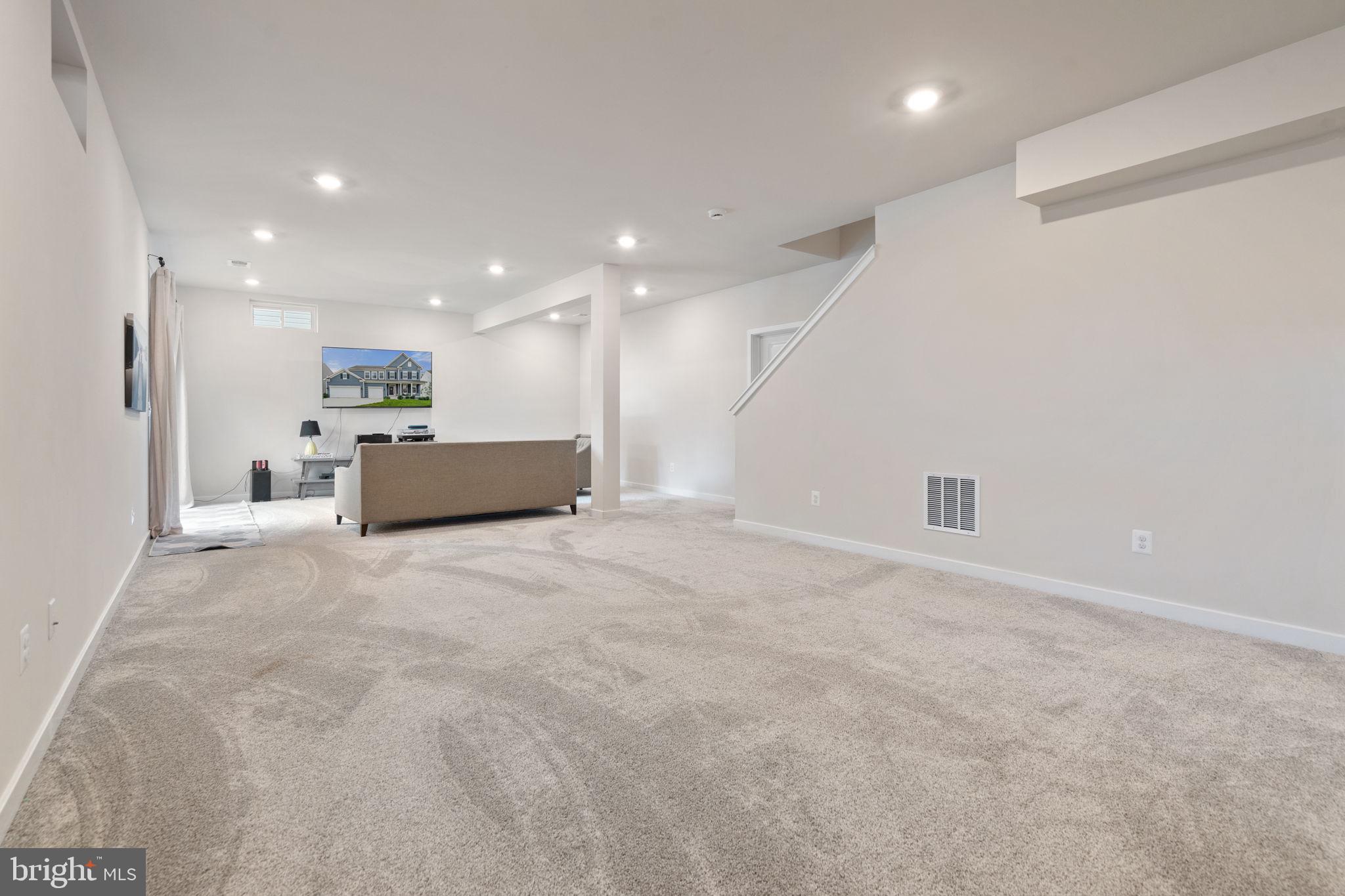 CLEVENGER CORNER VILLAGE - Residential