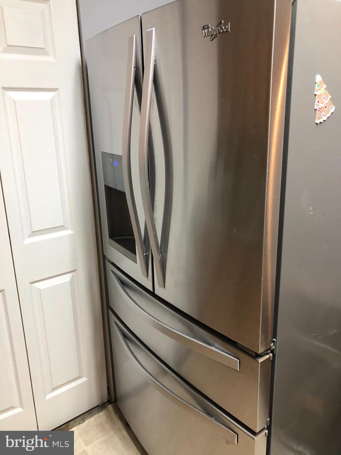 BURKE COVE - Residential