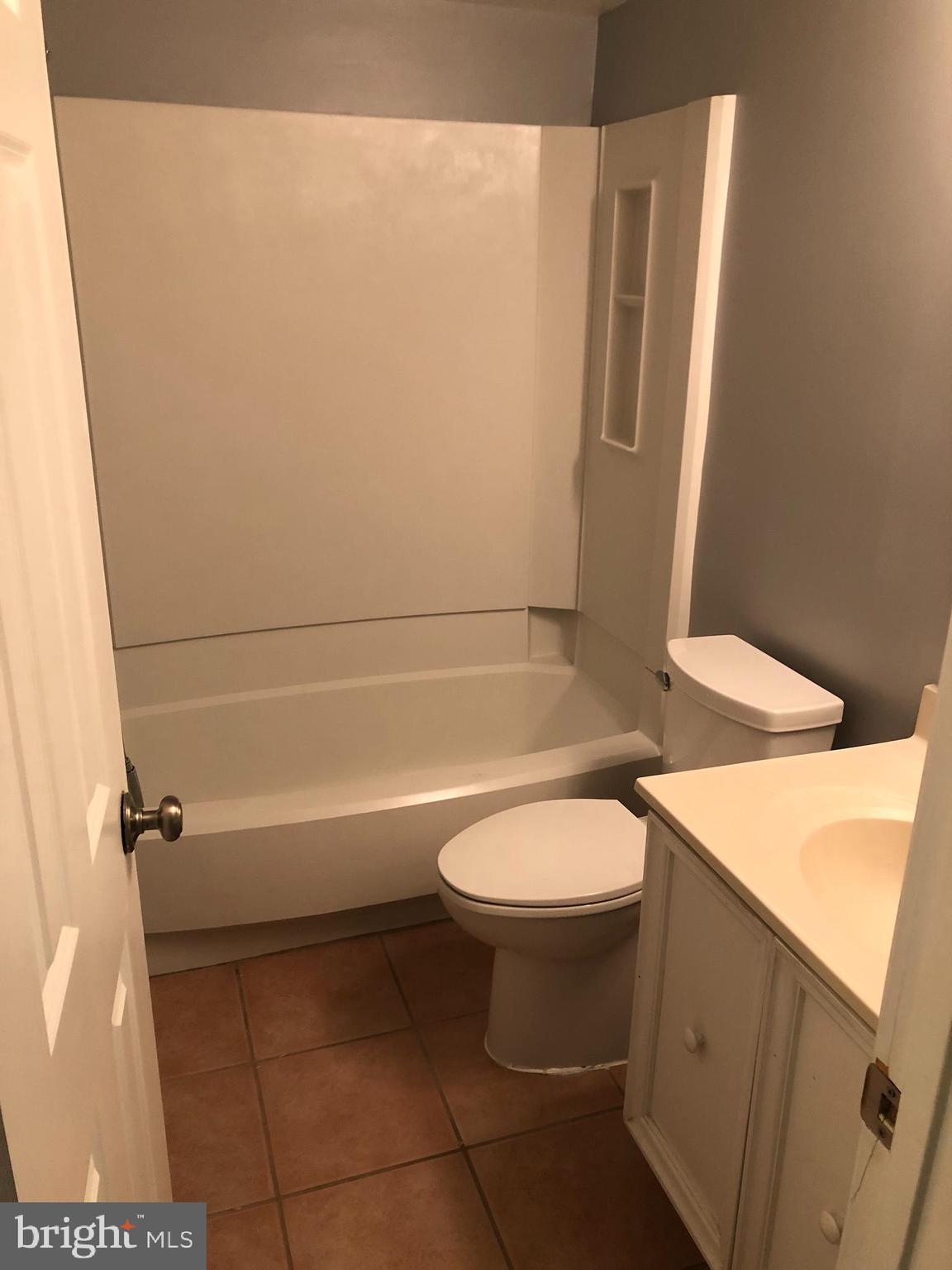 BURKE COVE - Residential