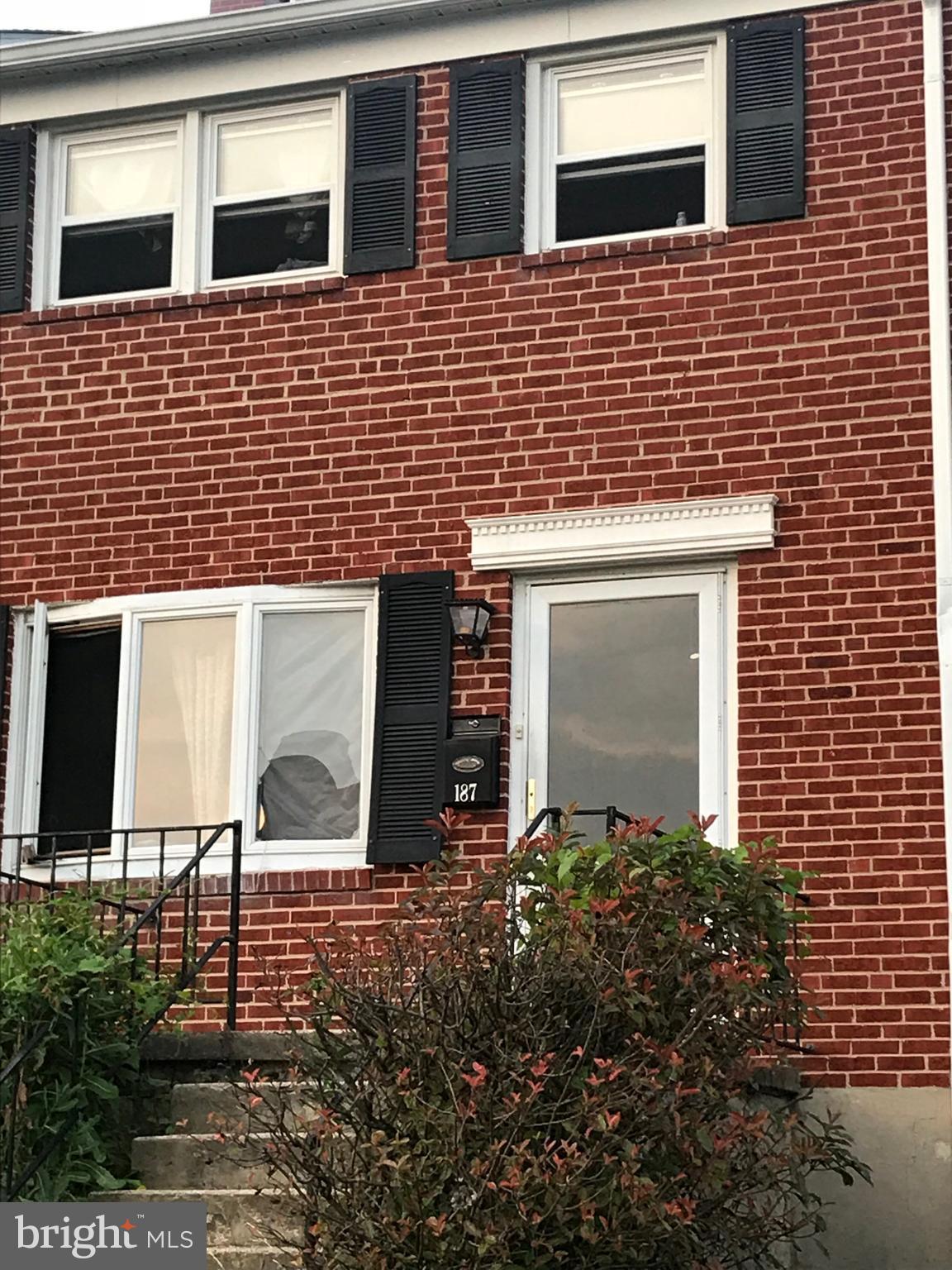 COUNTRY RIDGE - Residential