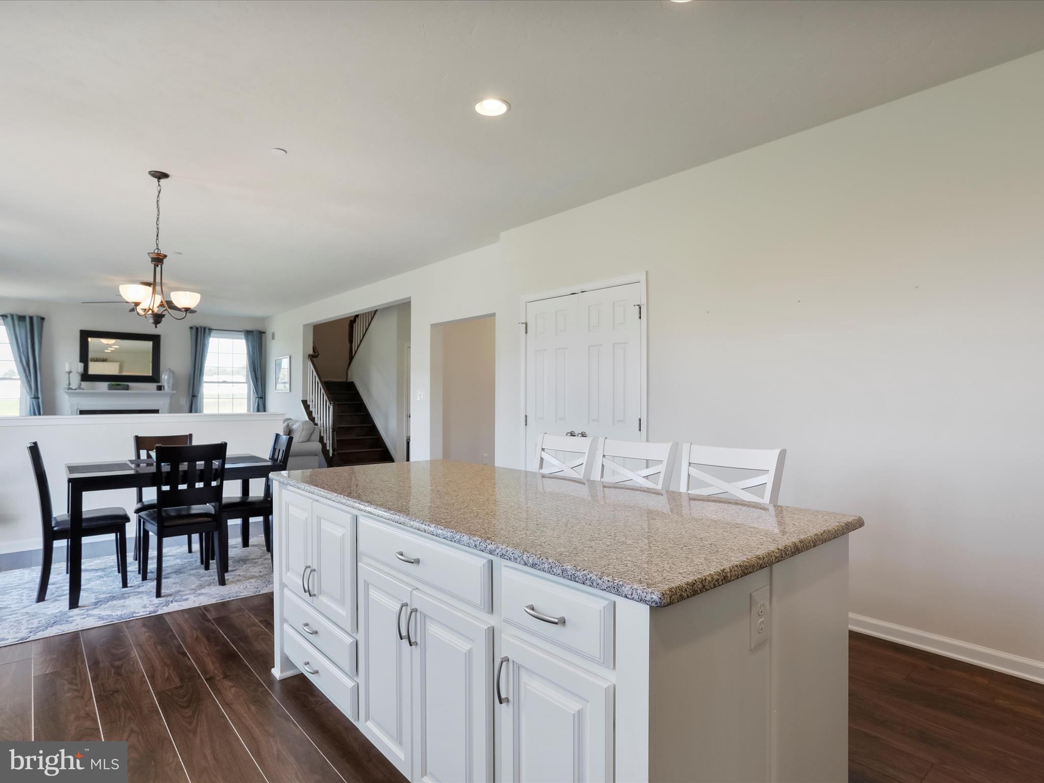 FOX RUN TERRACE - Residential