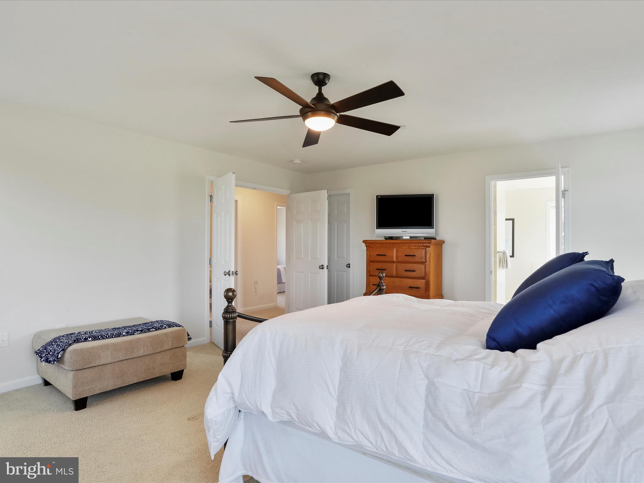 FOX RUN TERRACE - Residential