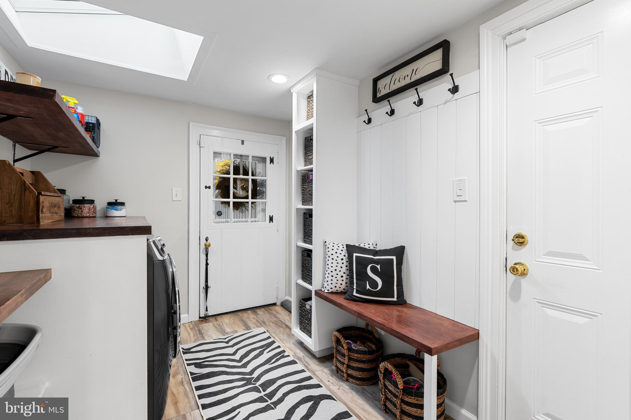 COLONIAL VIL - Residential