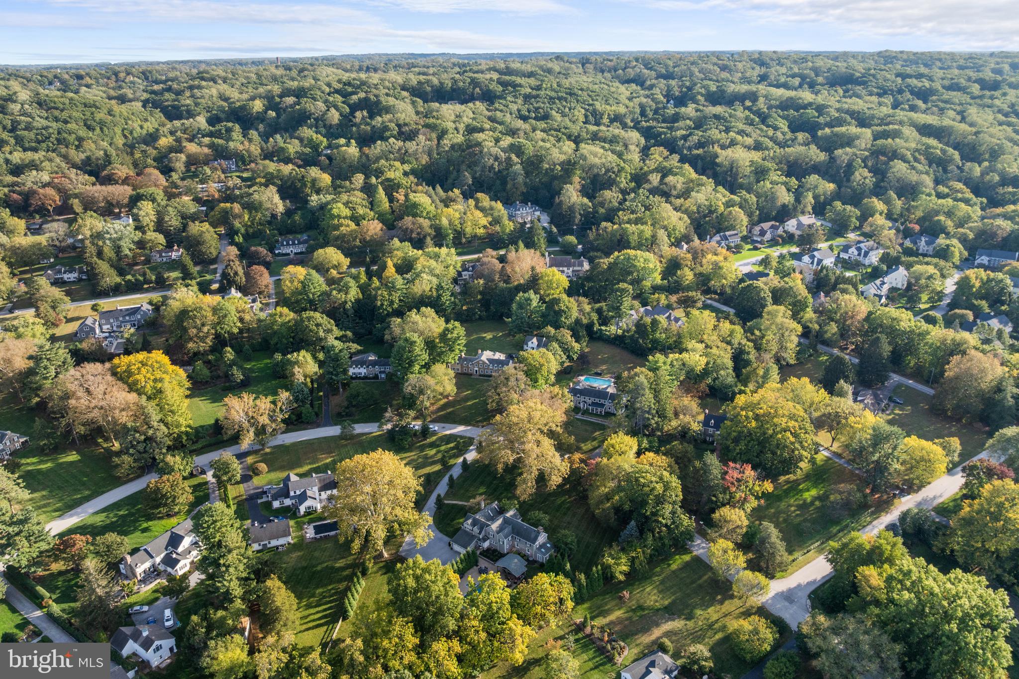 COLONIAL VIL - Residential