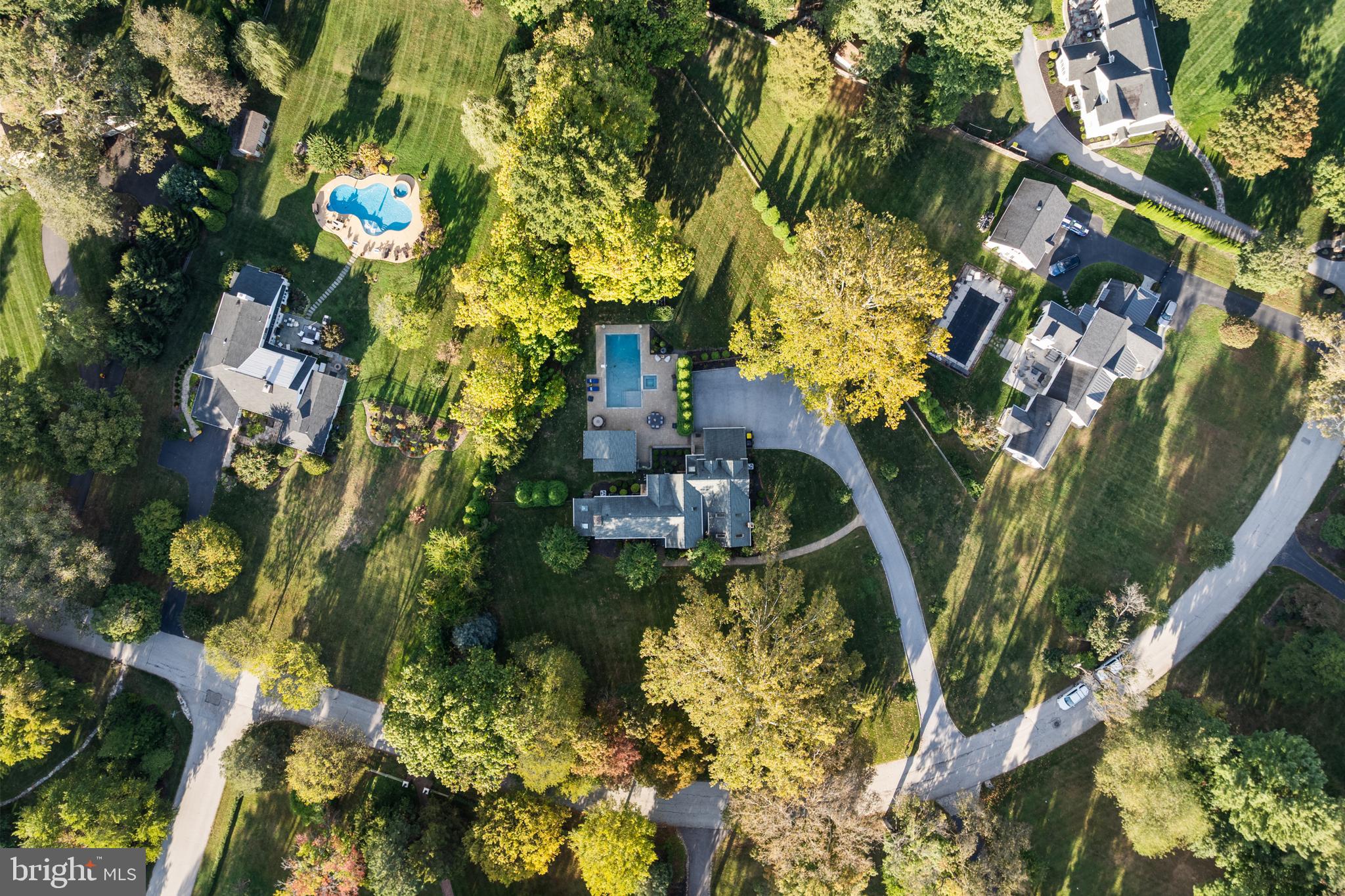 COLONIAL VIL - Residential