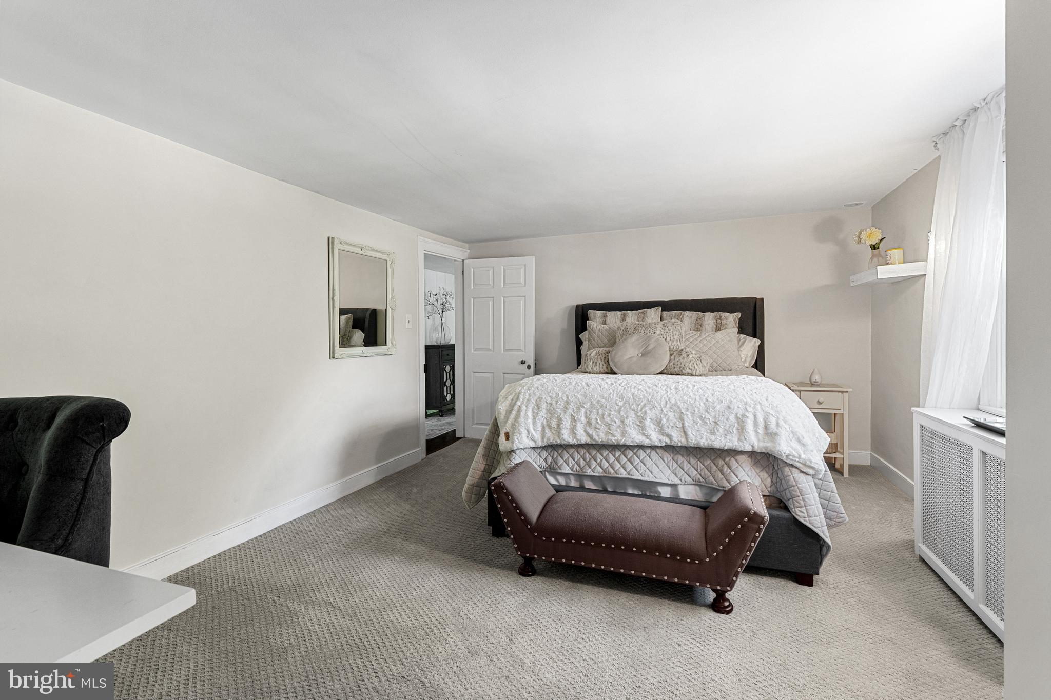 COLONIAL VIL - Residential