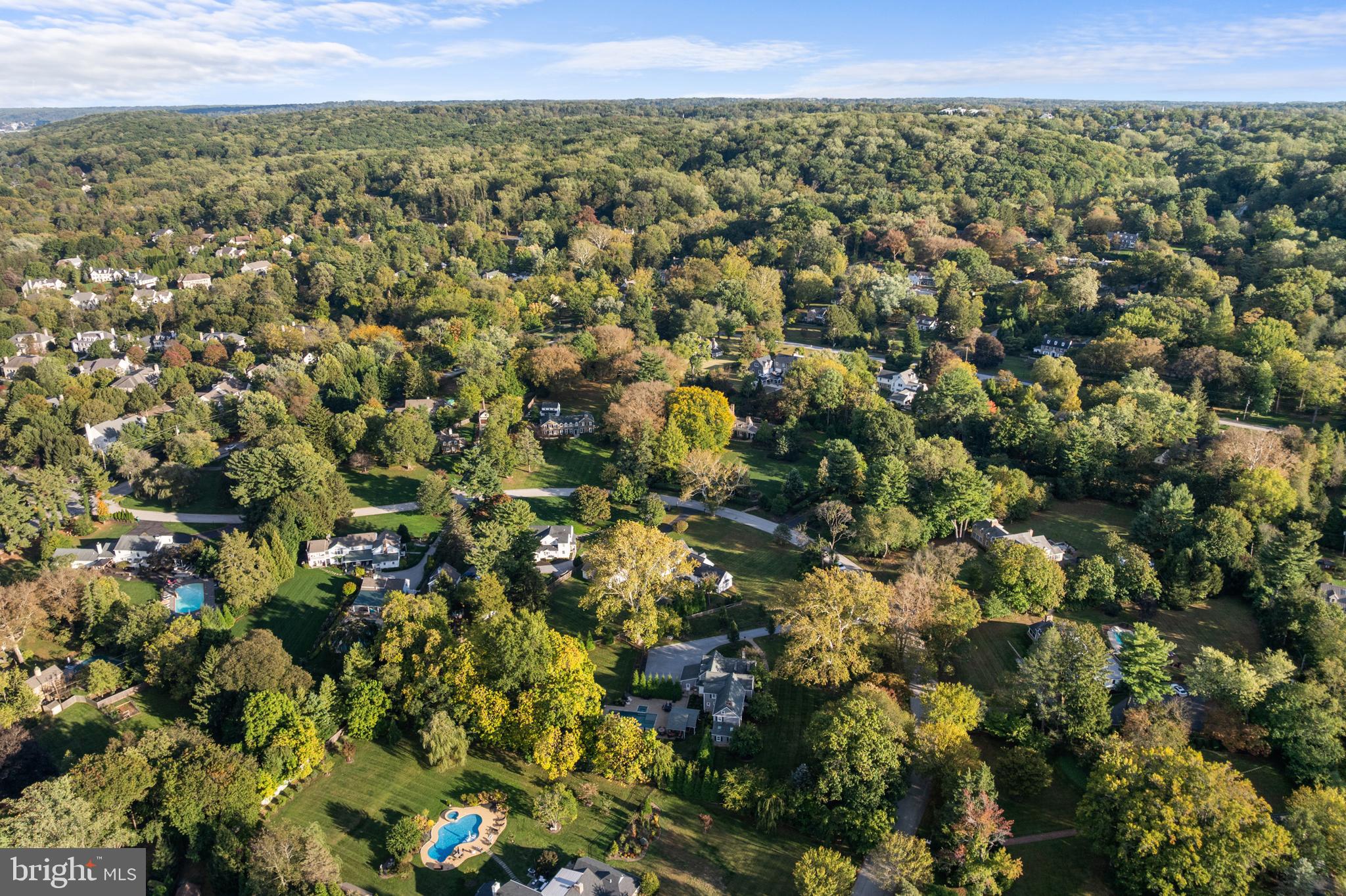 COLONIAL VIL - Residential