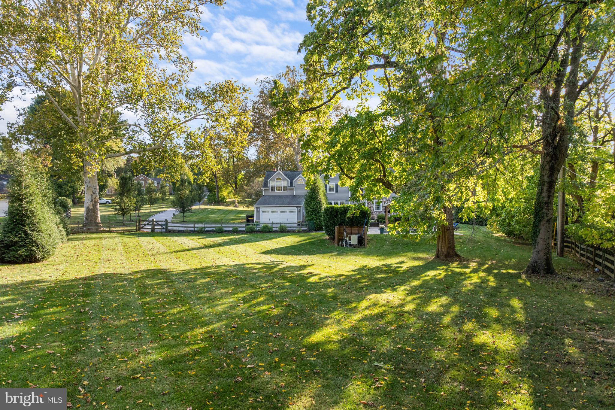 COLONIAL VIL - Residential