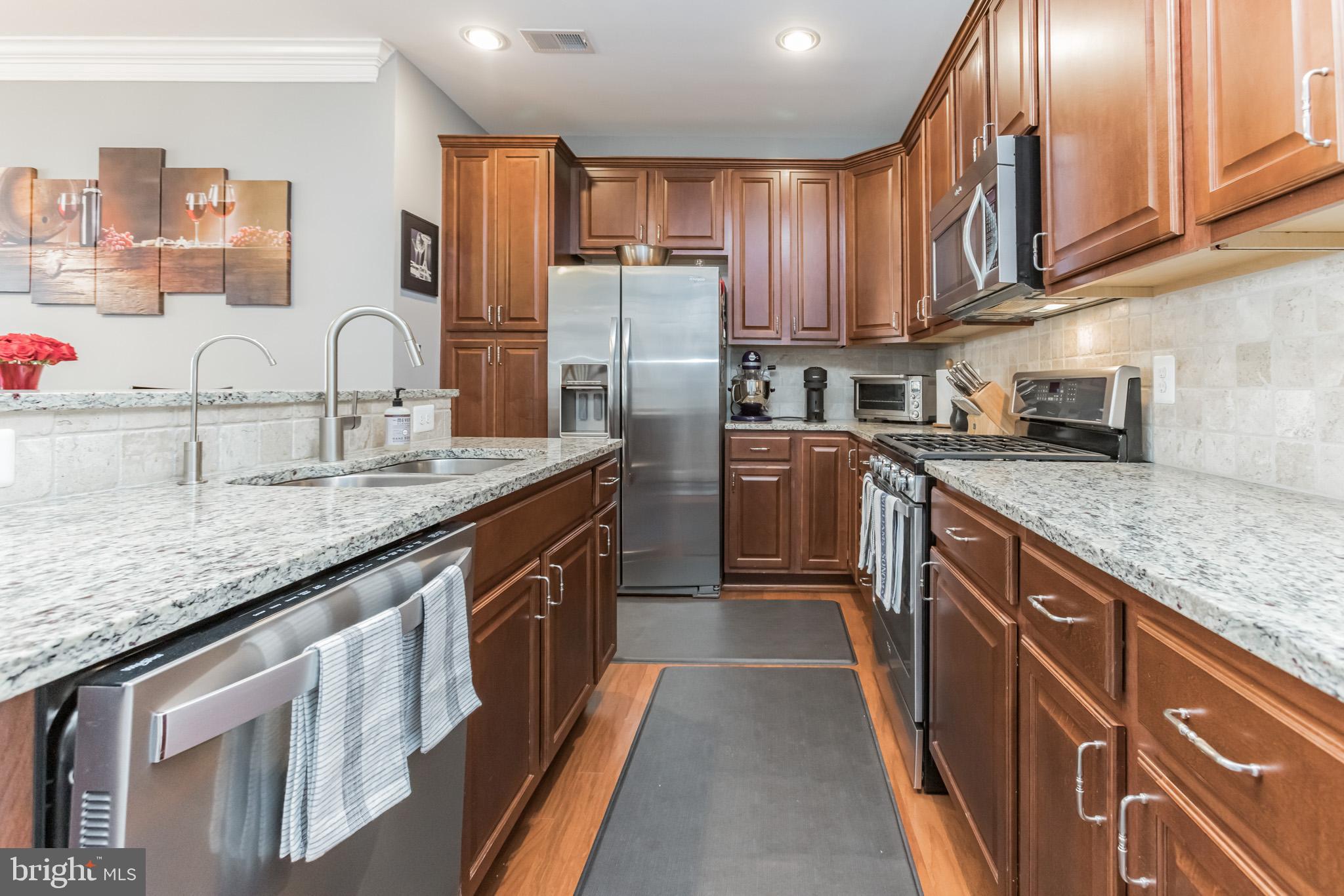 TOWNES AT GOOSE CREEK VILLAGE - Residential