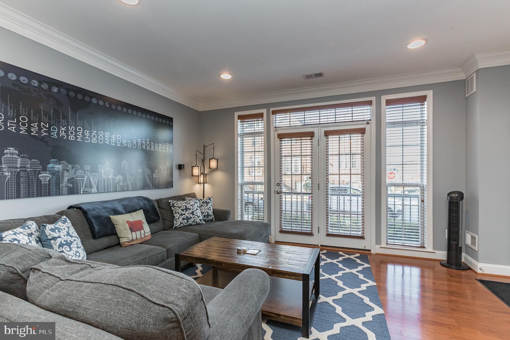 TOWNES AT GOOSE CREEK VILLAGE - Residential