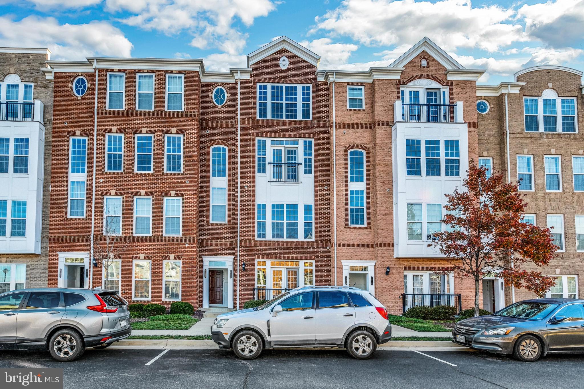 TOWNES AT GOOSE CREEK VILLAGE - Residential