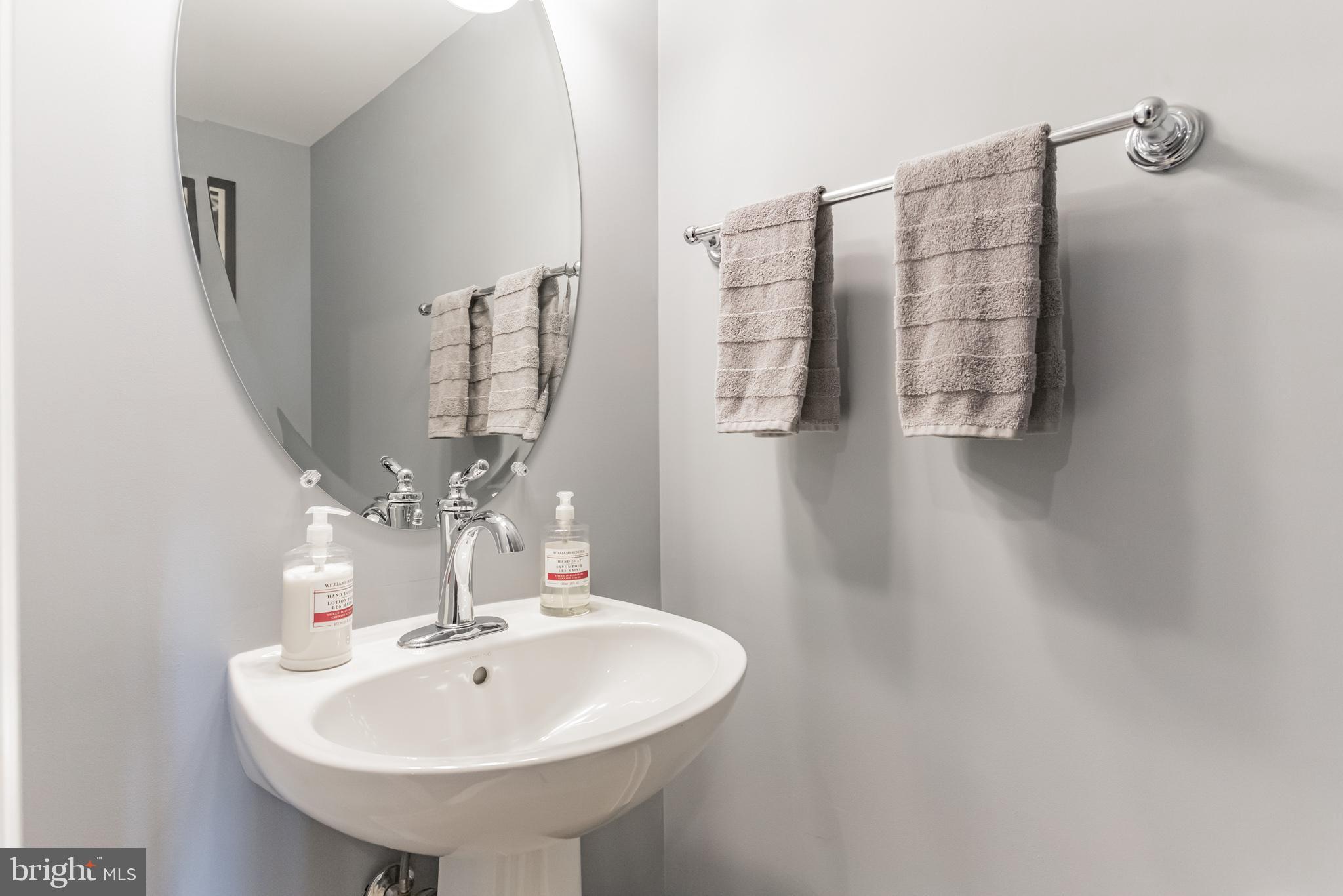 TOWNES AT GOOSE CREEK VILLAGE - Residential