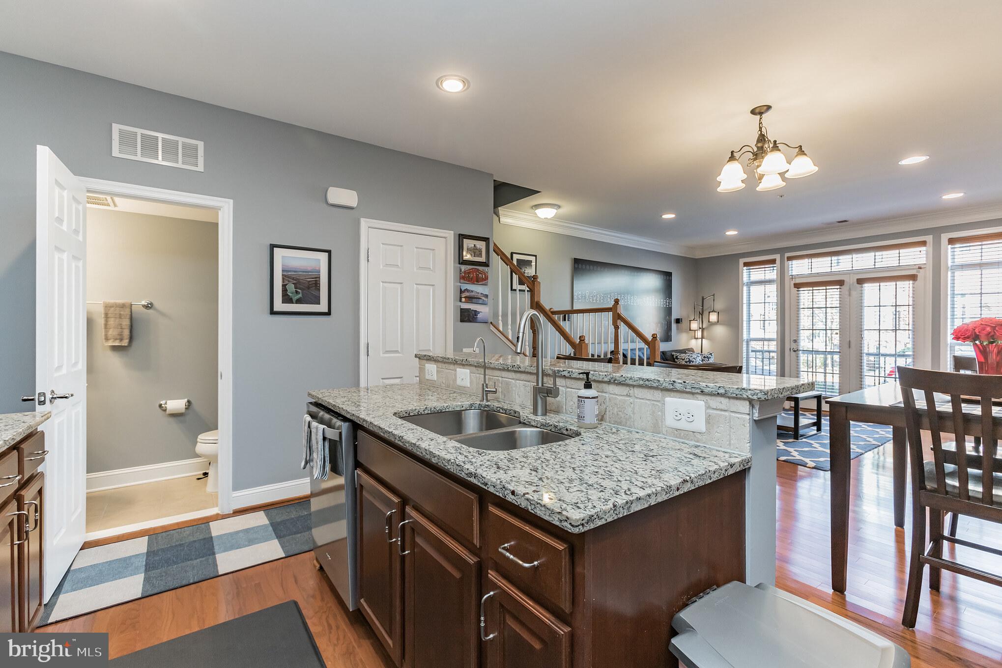 TOWNES AT GOOSE CREEK VILLAGE - Residential