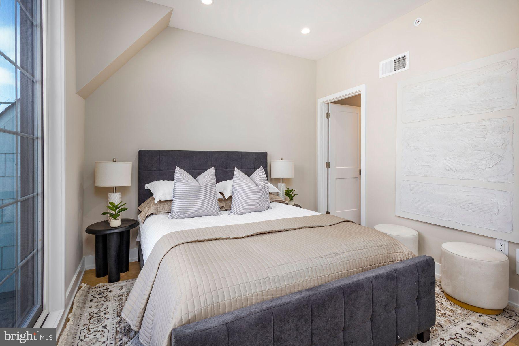 WYNDMOOR - Residential