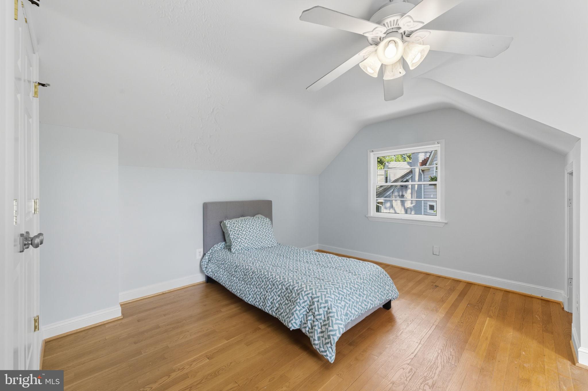 MONTICELLO PARK - Residential