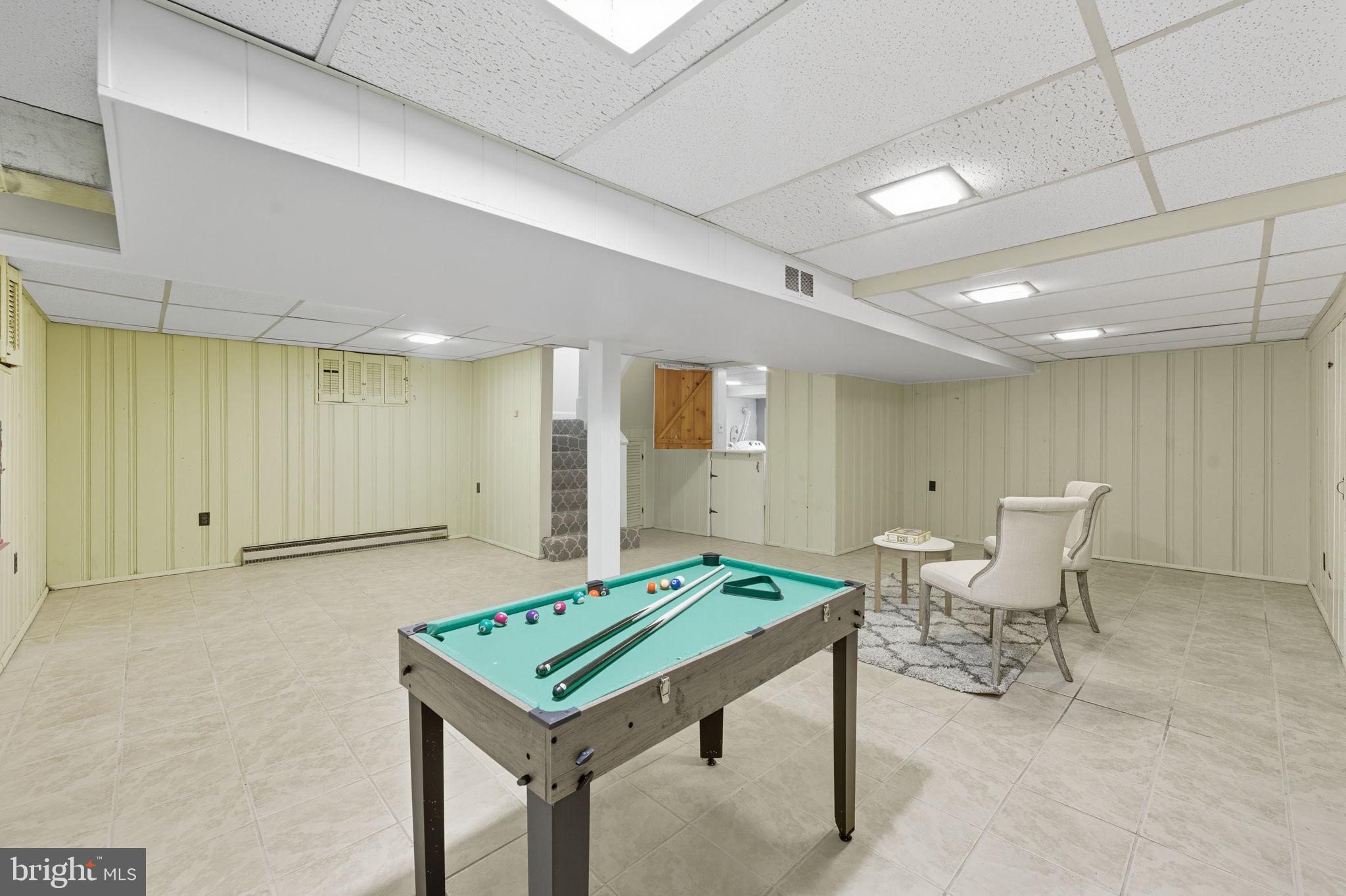 MONTICELLO PARK - Residential