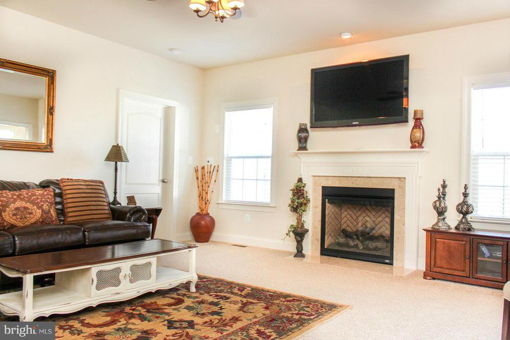 LEONARDS GRANT - Residential