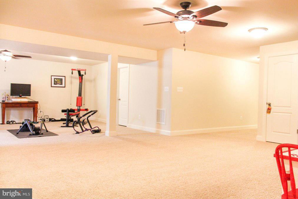 LEONARDS GRANT - Residential