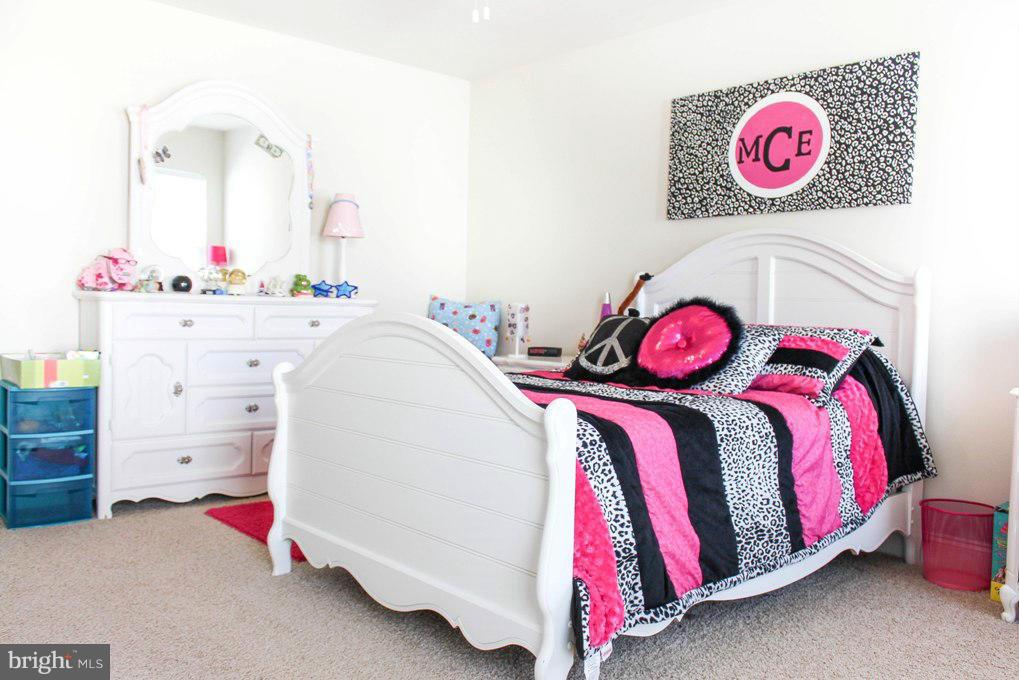 LEONARDS GRANT - Residential