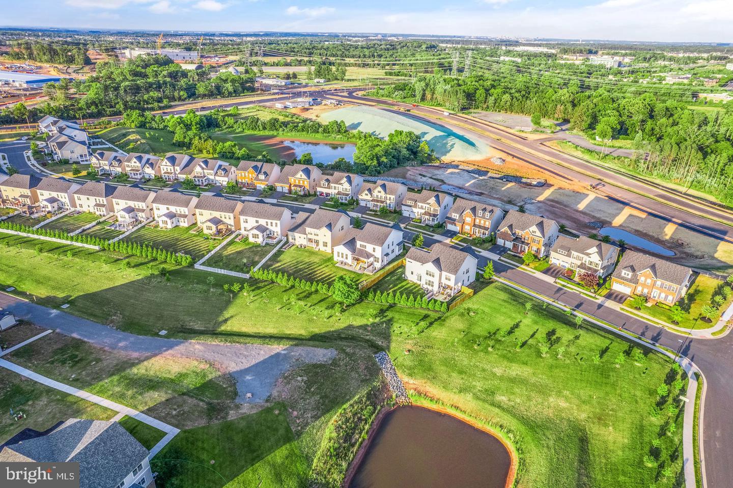 MOON GLADE FARM - Residential