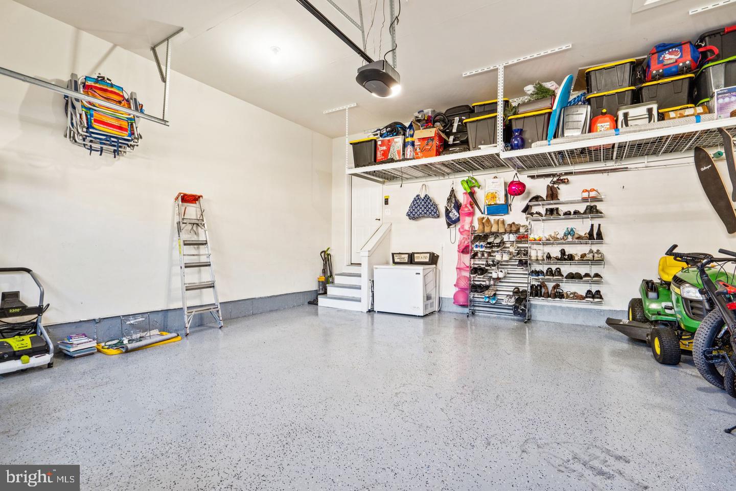 MOON GLADE FARM - Residential