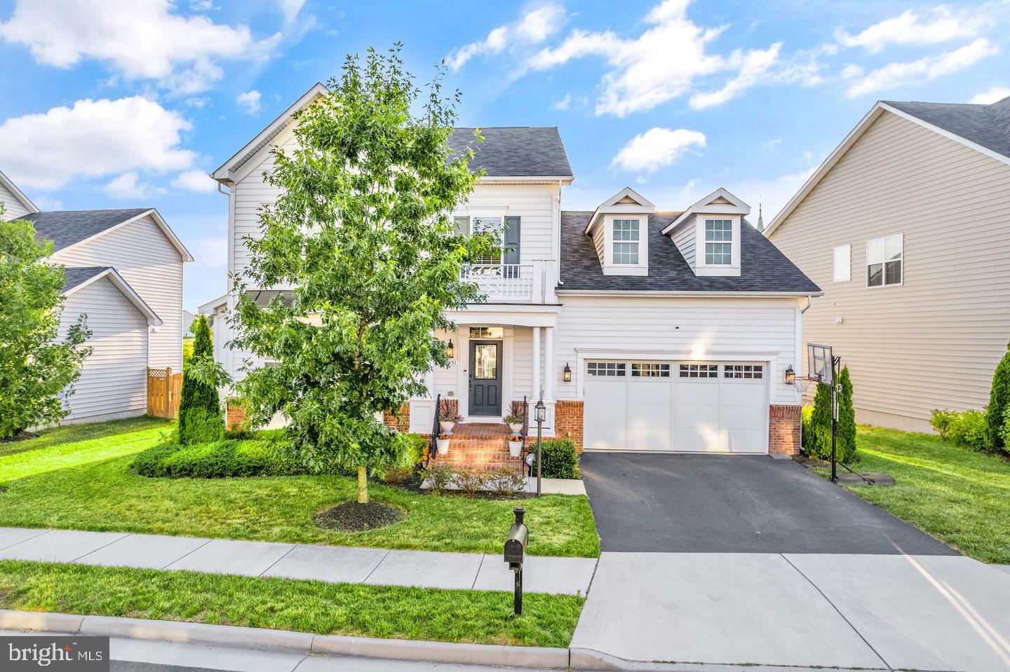 MOON GLADE FARM - Residential