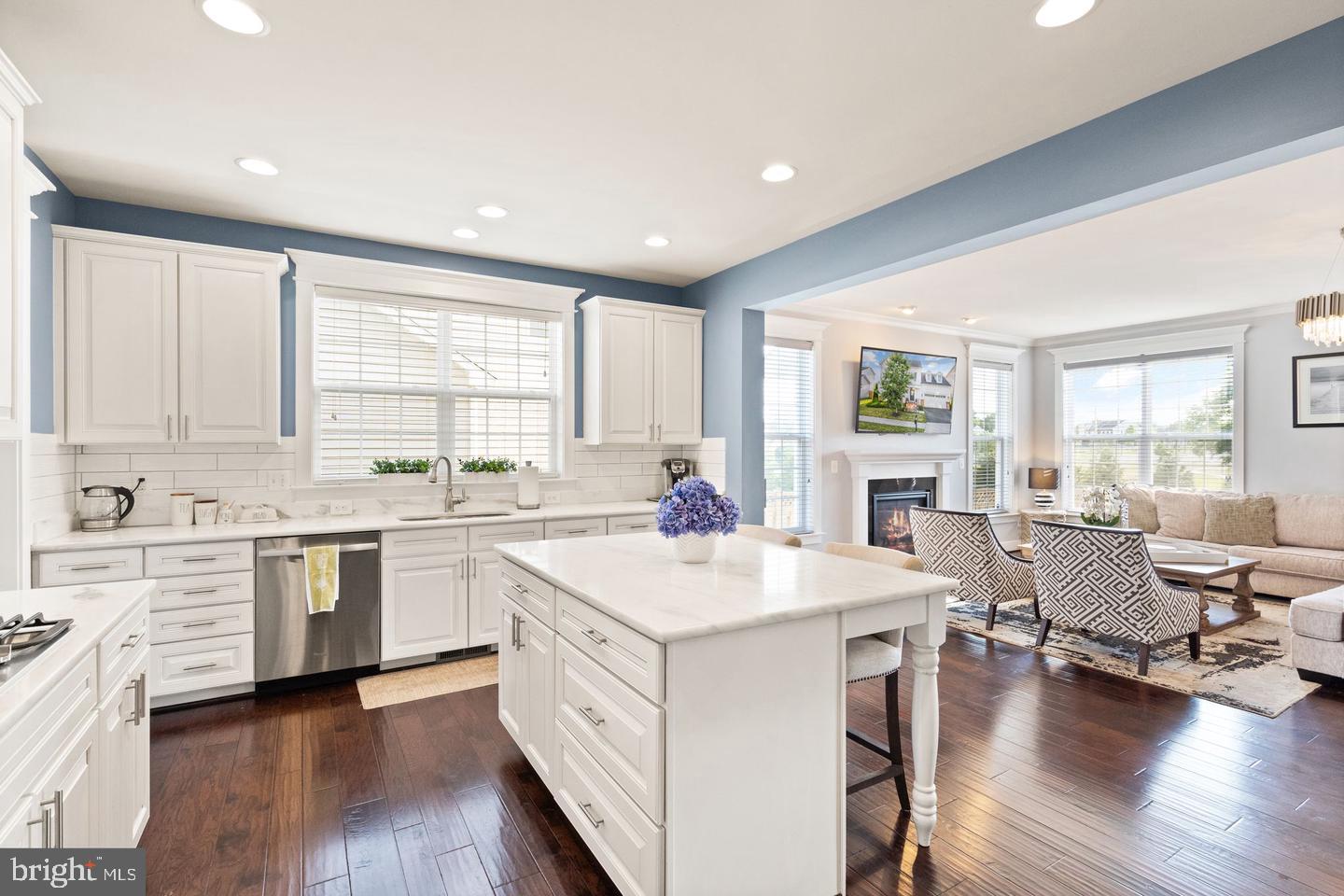 MOON GLADE FARM - Residential