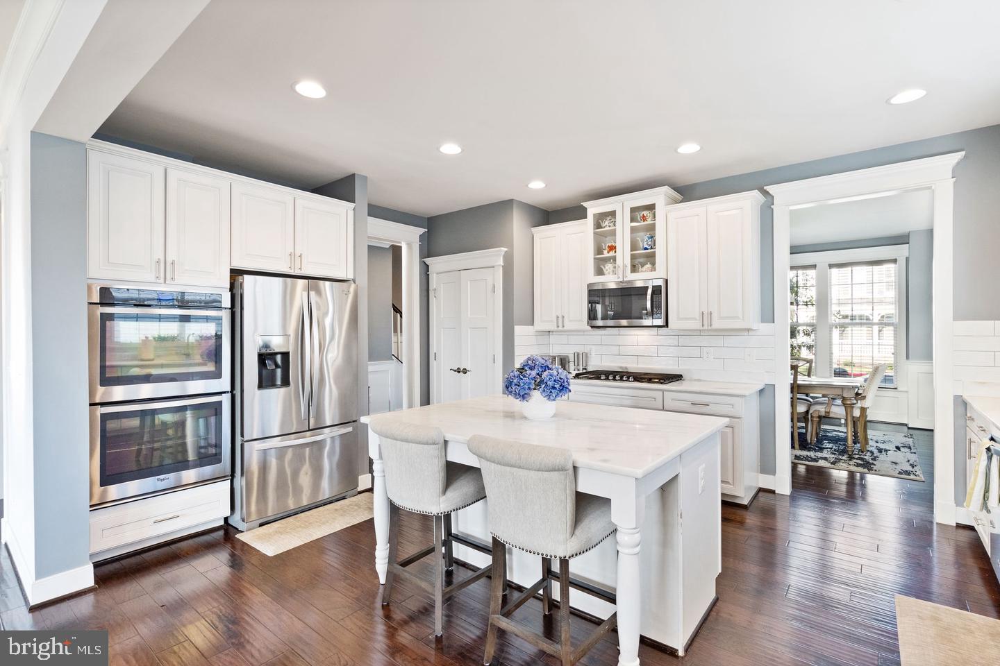 MOON GLADE FARM - Residential