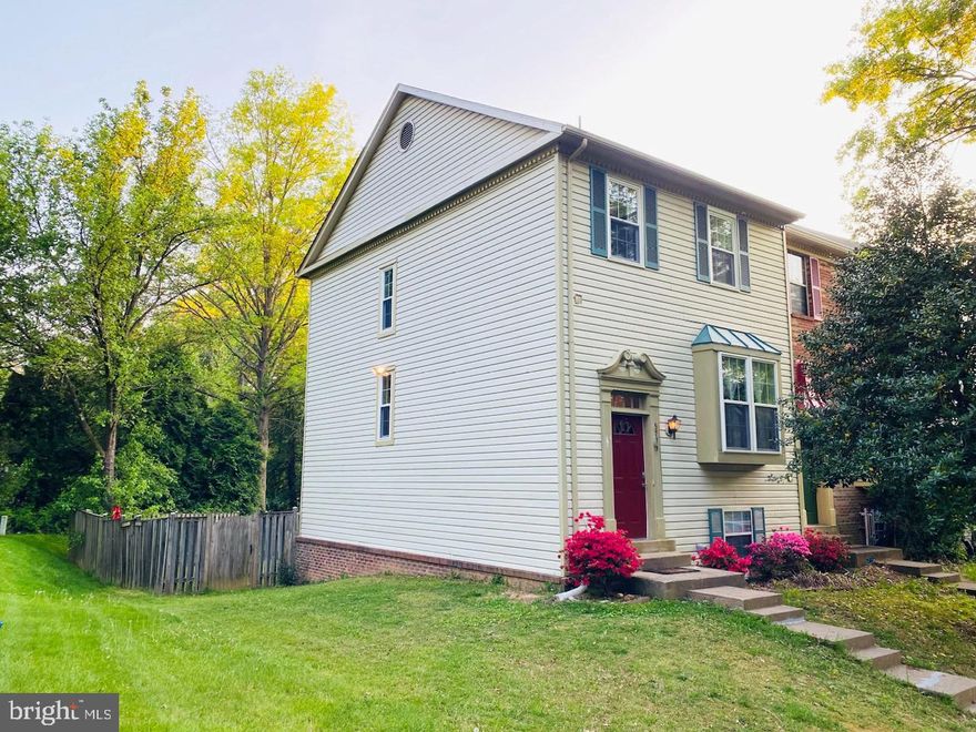 This well-maintained 3-bedroom, 2.5-bathroom end-unit townhome has never been rented before and offers comfort and convenience in a great location. The open-concept kitchen and dining area are bright and functional, with an inviting bay window - a perfect spot for a reading nook. The large living room opens to a deck - ideal for relaxing or entertaining overlooking the big backyard and woods beyond.

The upper level includes a primary bedroom with vaulted ceilings, ample closet space, and an en suite bathroom, as well as two additional bedrooms and a full bathroom located in the hallway. The walkout basement features a family room with a fireplace (decoration only), a laundry room with storage, and access to the fully fenced backyard for added privacy.

Parking includes two assigned spaces with additional visitor spots nearby.

Located in the White Oaks Elementary/Lake Braddock School pyramid, this home is close to Pohick Stream Valley/Burke VRE Trail, community amenities, and major commuting routes like Burke Station VRE, Rolling Road VRE, Springfield/Franconia Metro Station, and Fairfax County Parkway. You'll also find Burke Lake Park and various shopping and dining options just minutes away.

Available for lease starting July 1, 2025, this home is ready to welcome its first tenants.

Schedule your showing today!