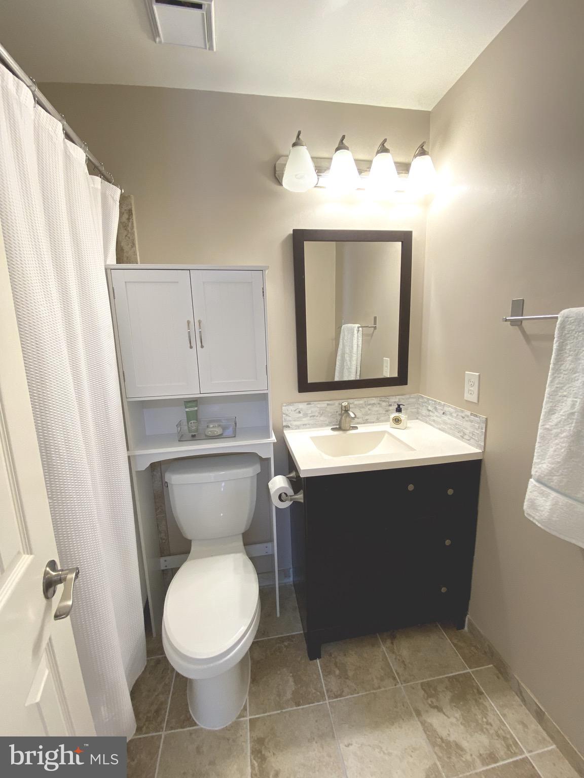 BURKE OVERLOOK - Residential Lease