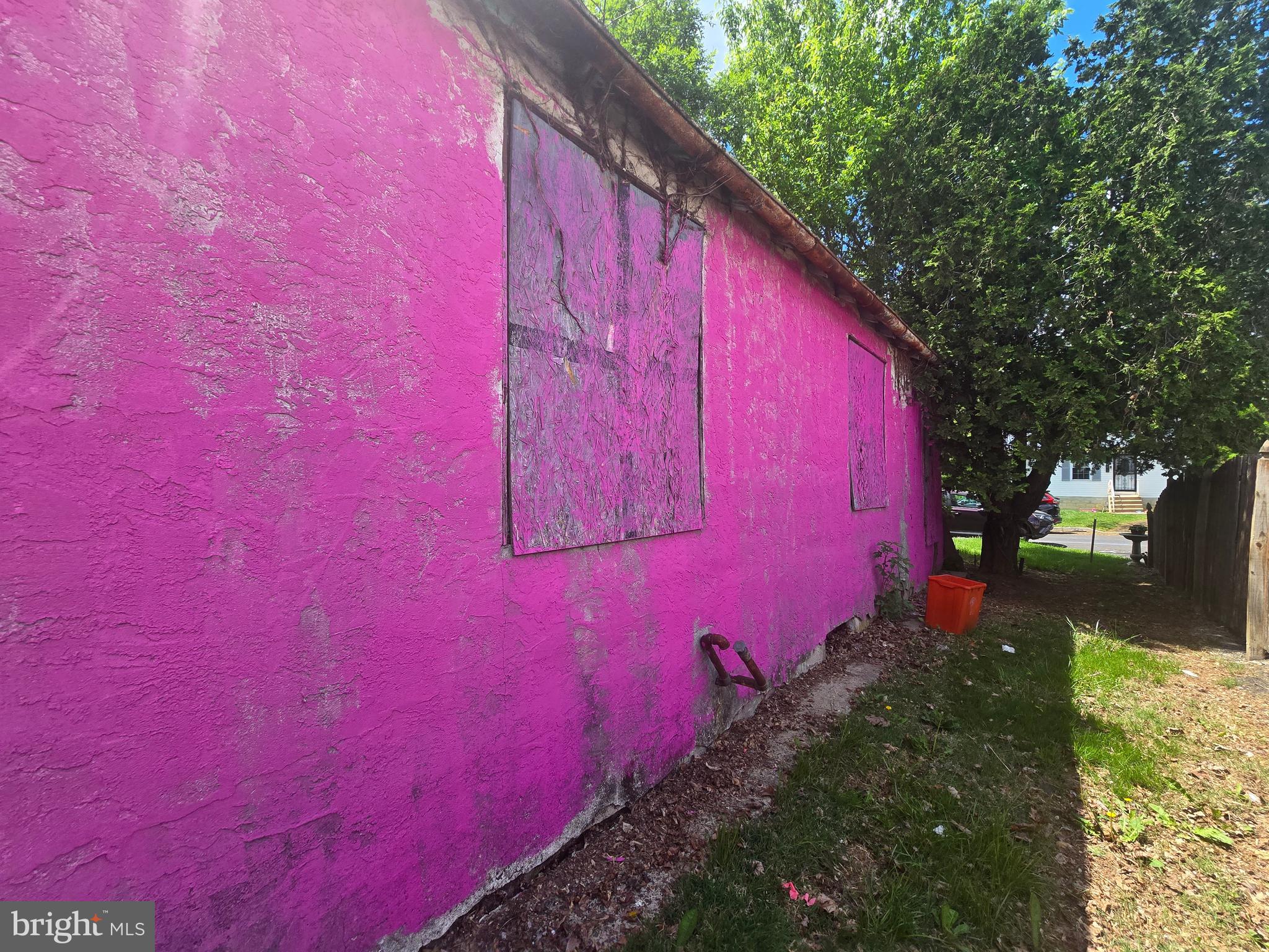 NORTH HILLS - Residential