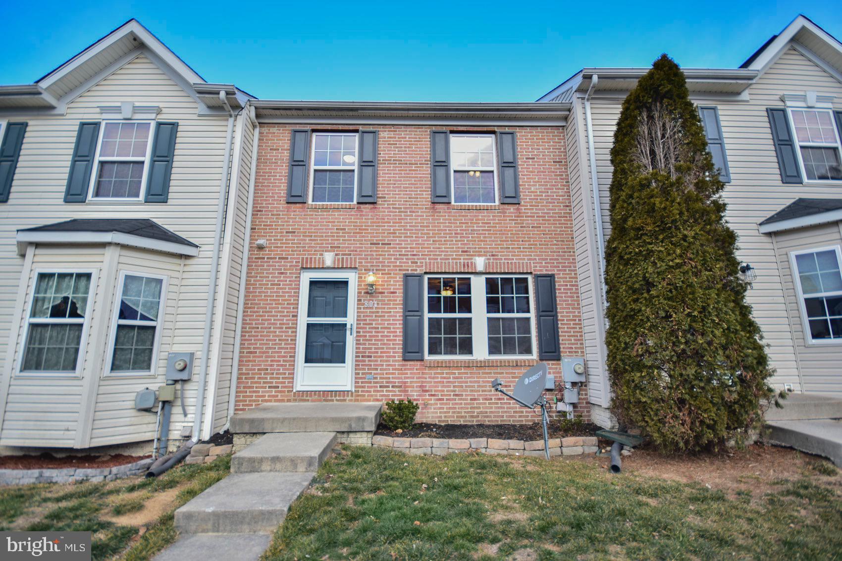 This is a luxury 4 bedroom, 3.5 bath townhome.. You enter into a large family room and kitchen with
hardwood floors, new paint, and crown molding. The kitchen features stainless appliances, new counters,
and pantry. The master bedroom has a new glass surround shower and luxury vinyl plank floors in the
bathrooms. Mostly finished basement with a beautiful bedroom and
amazing full bathroom plus a set of washer and dryer.