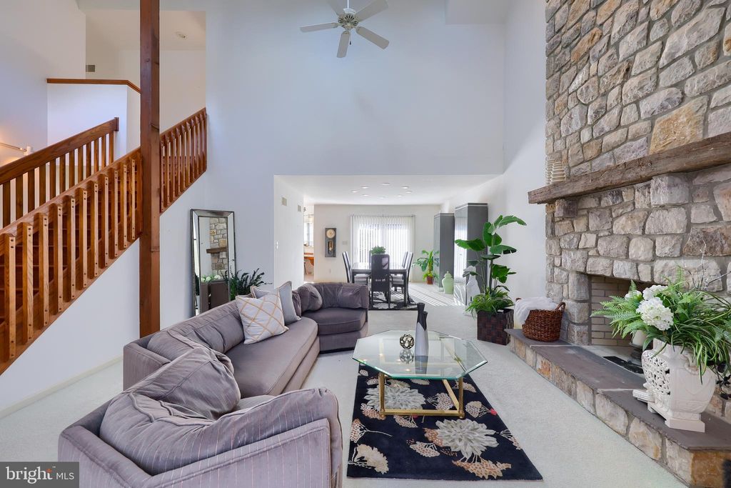 Photo of 4 Countryside Lane, Lititz, PA 17543 (MLS # PALA2044096)