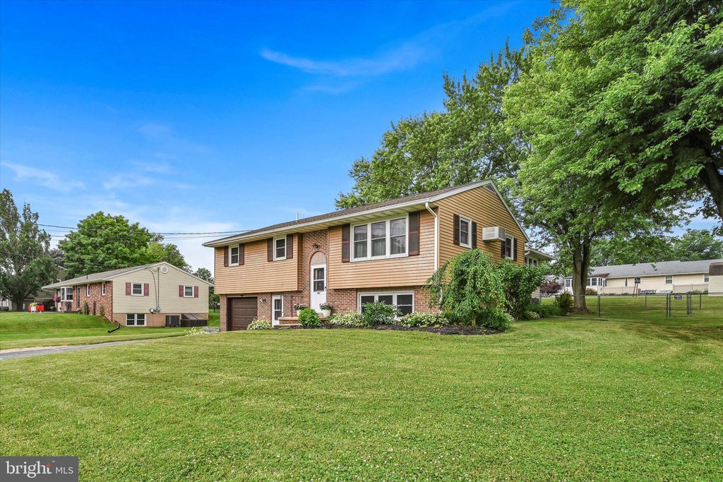 Photo of 395 W Route 897, Reinholds, PA 17569 (MLS # PALA2052078)