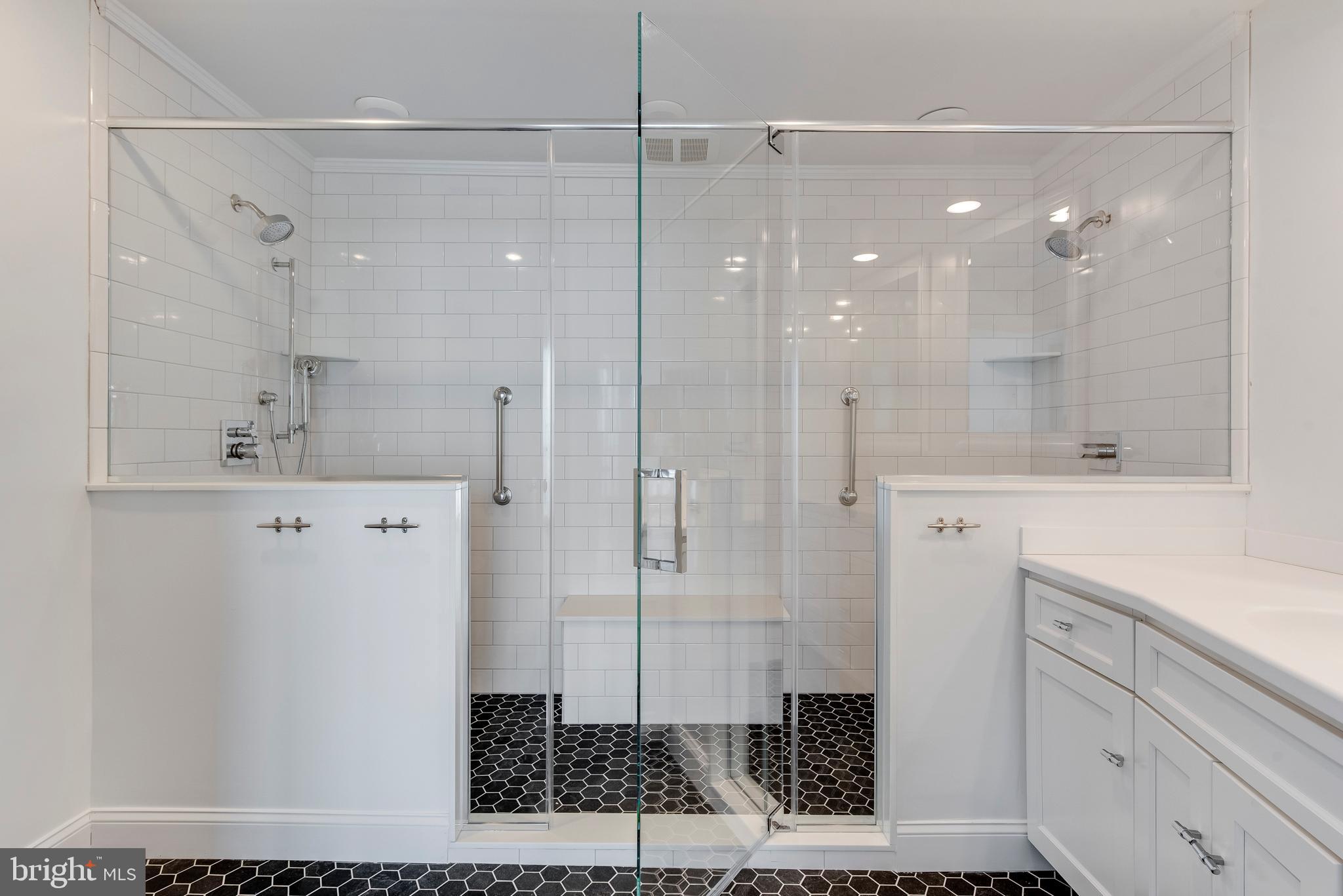 VILLAGE OF CHESAPEAKE HARBOUR - Residential