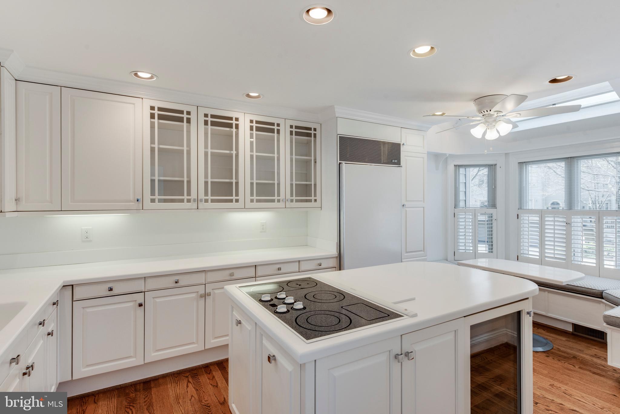 VILLAGE OF CHESAPEAKE HARBOUR - Residential