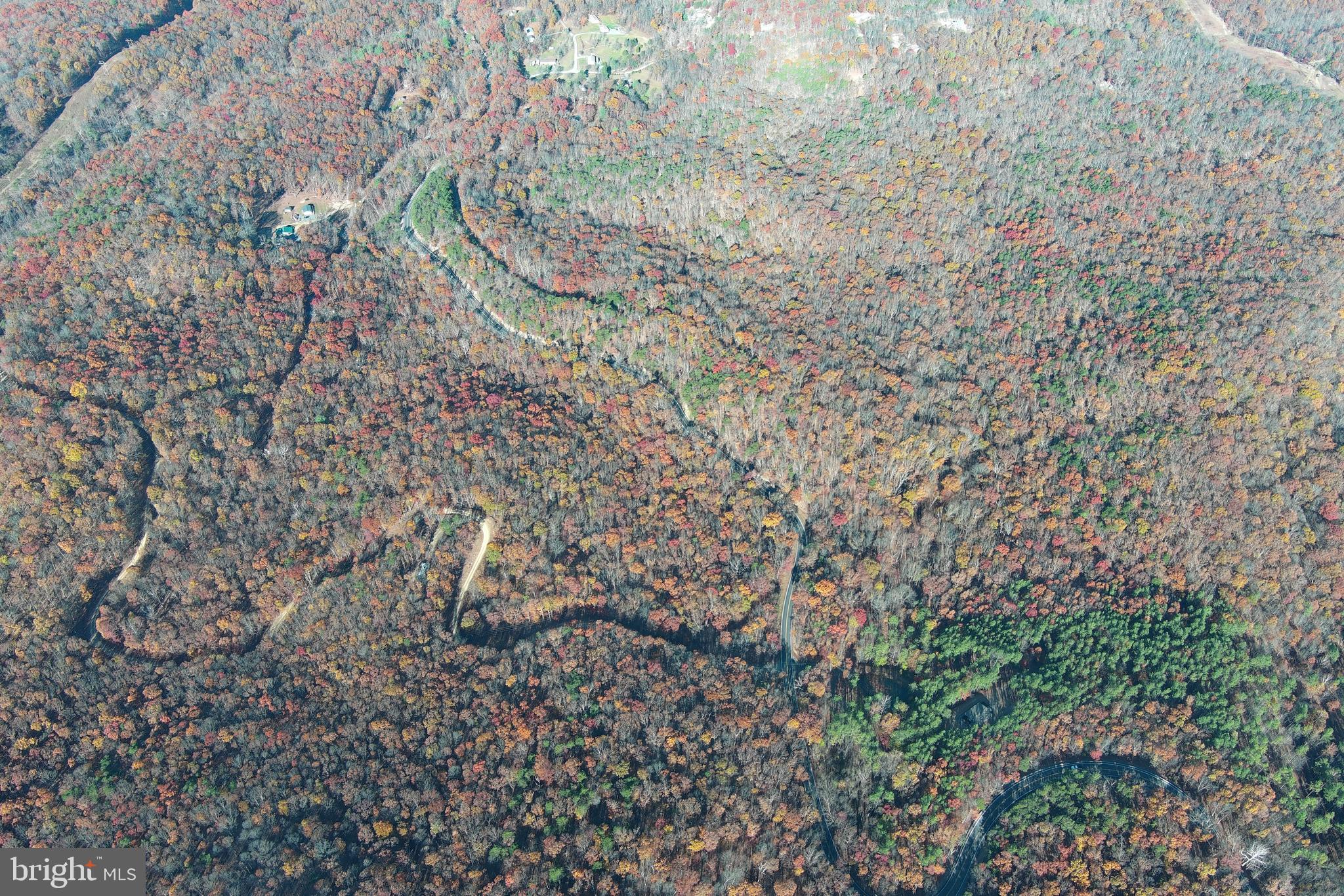 SHADOW KNOLLS - Land