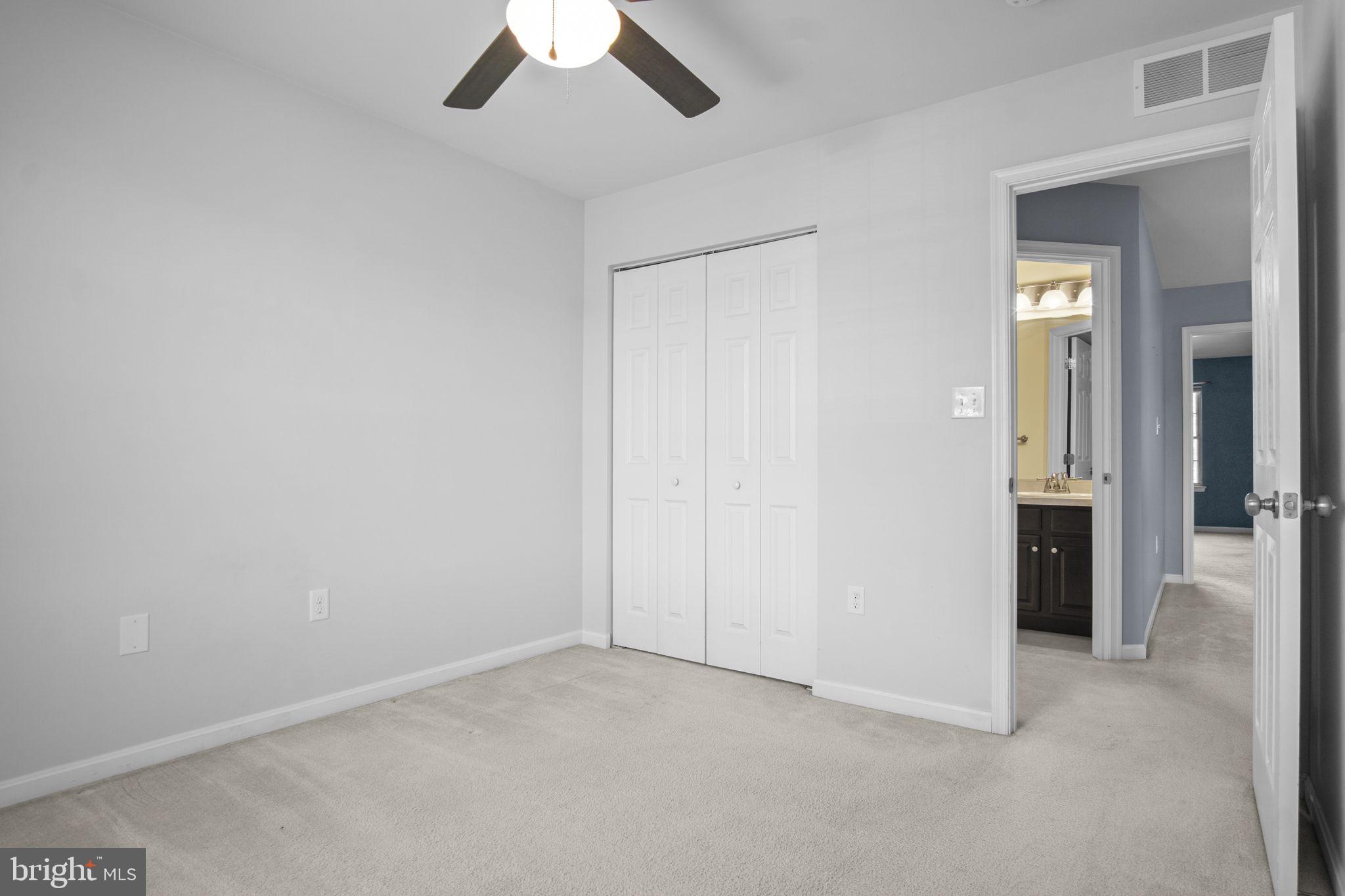 MELBOURNE PLACE - Residential