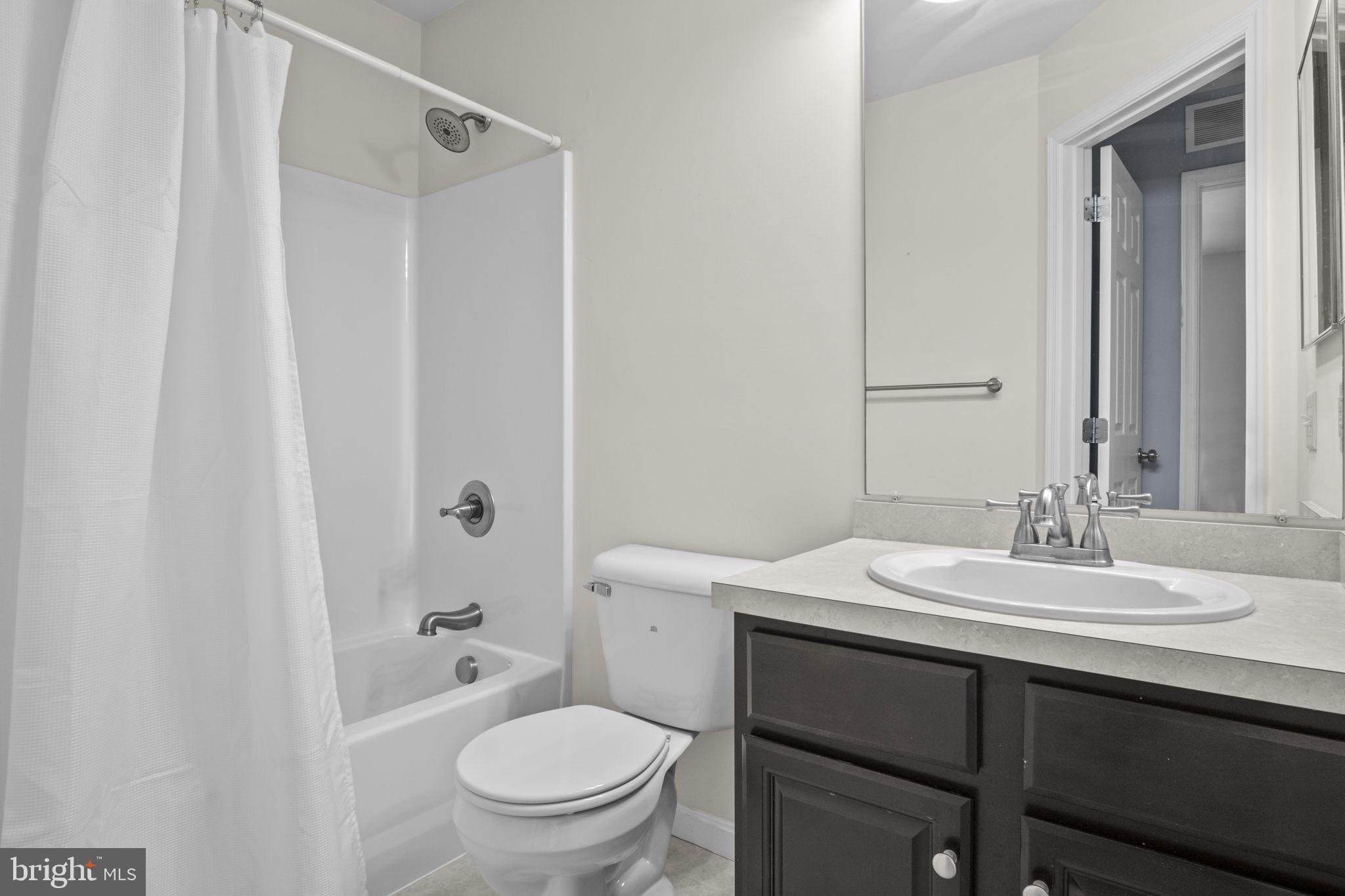 MELBOURNE PLACE - Residential