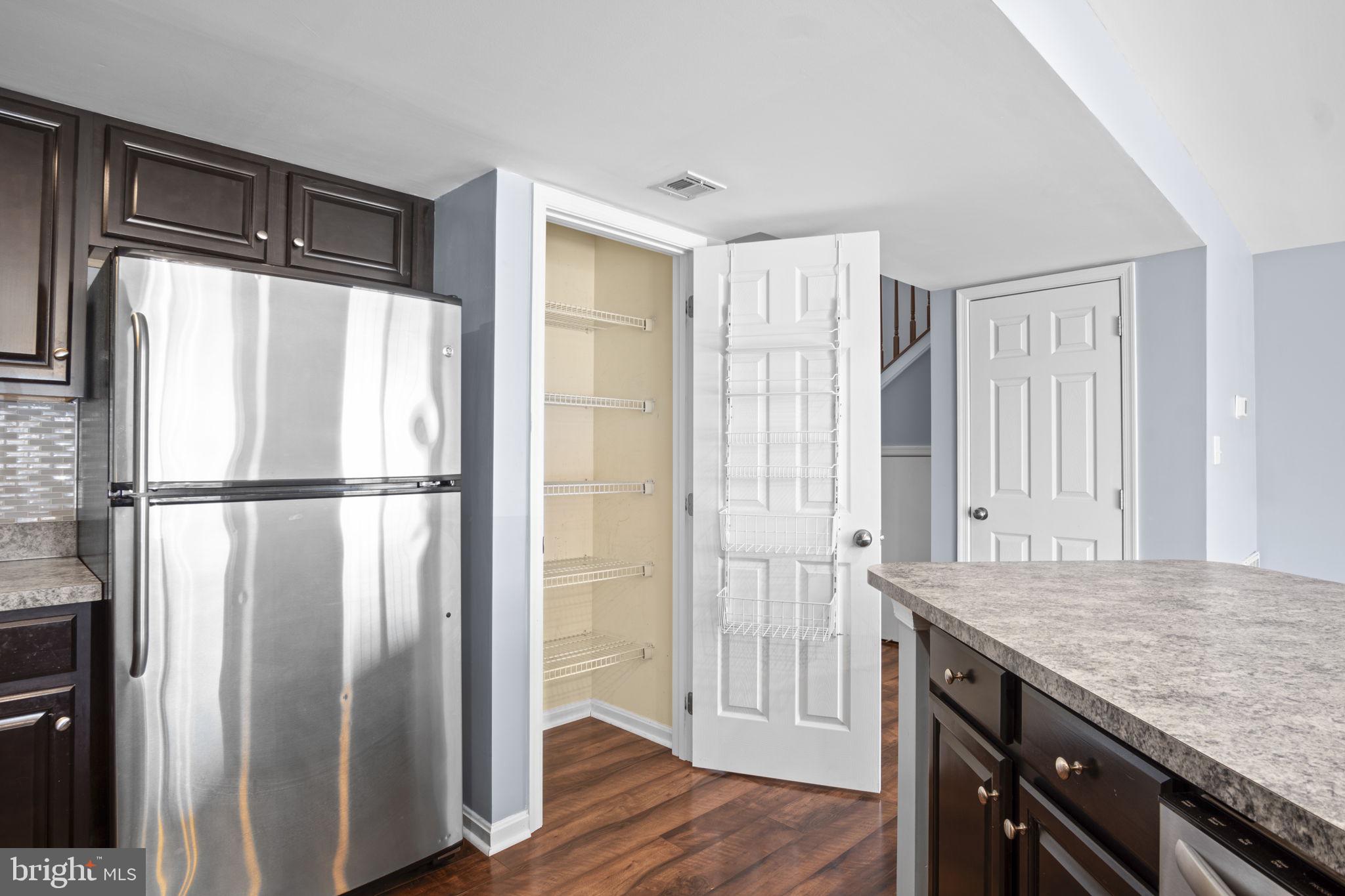 MELBOURNE PLACE - Residential