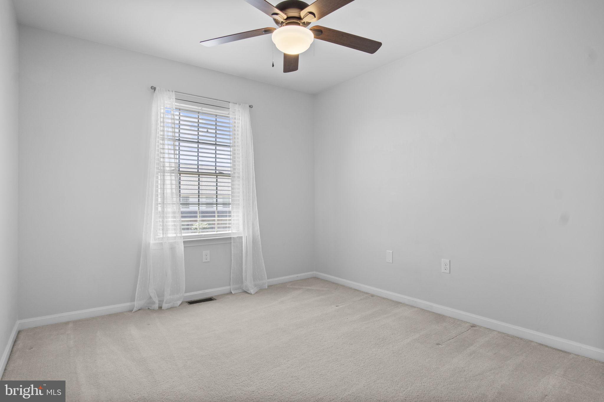 MELBOURNE PLACE - Residential