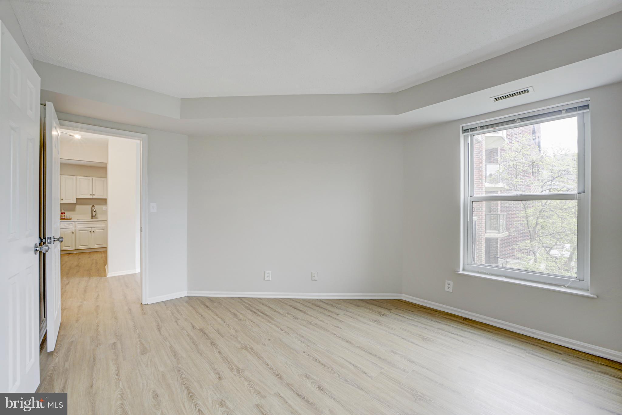 ASTORIA CONDOMINIUM - Residential