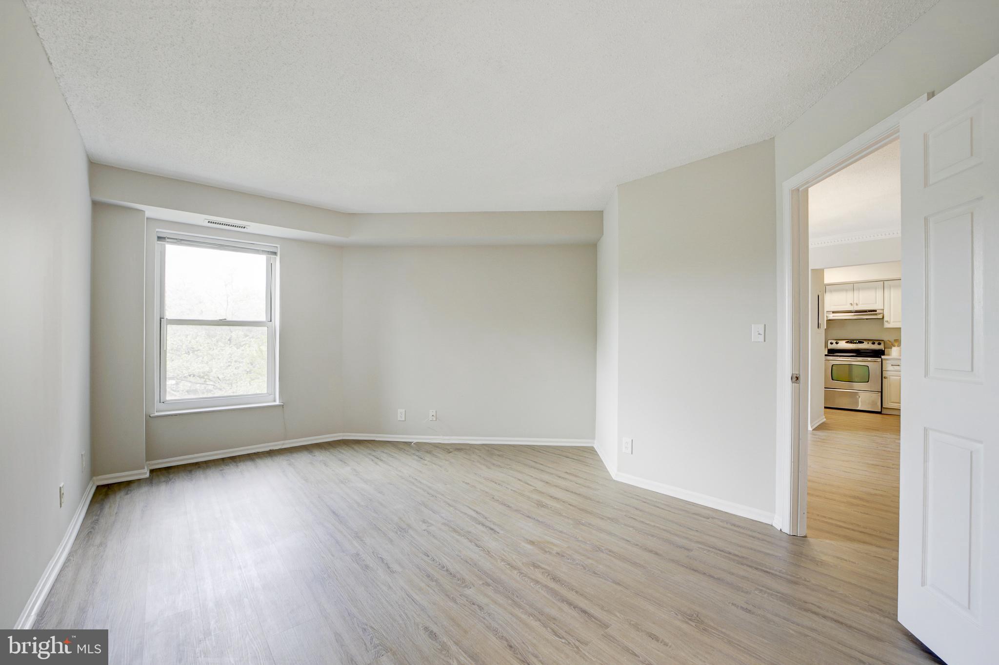 ASTORIA CONDOMINIUM - Residential