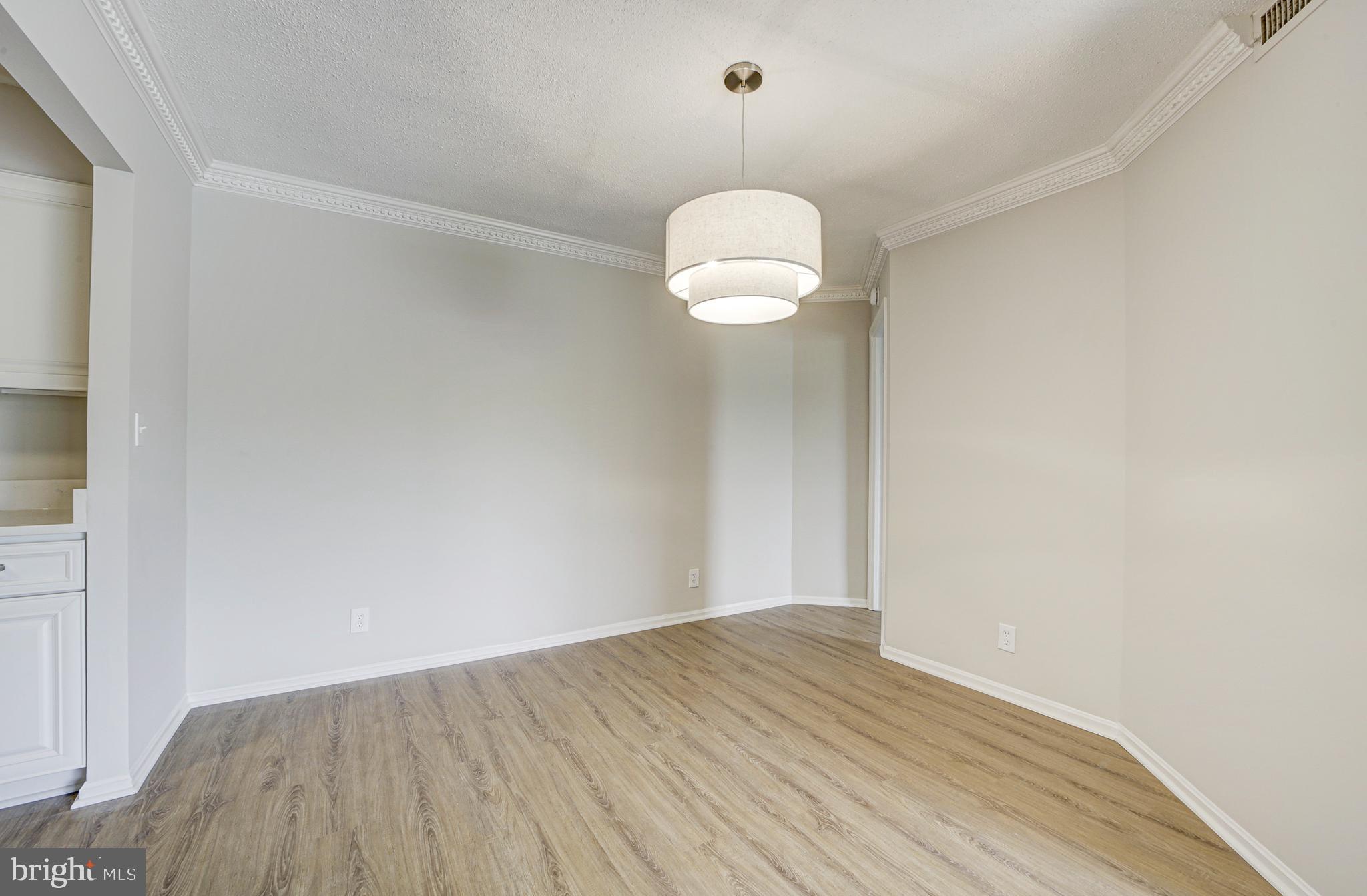 ASTORIA CONDOMINIUM - Residential