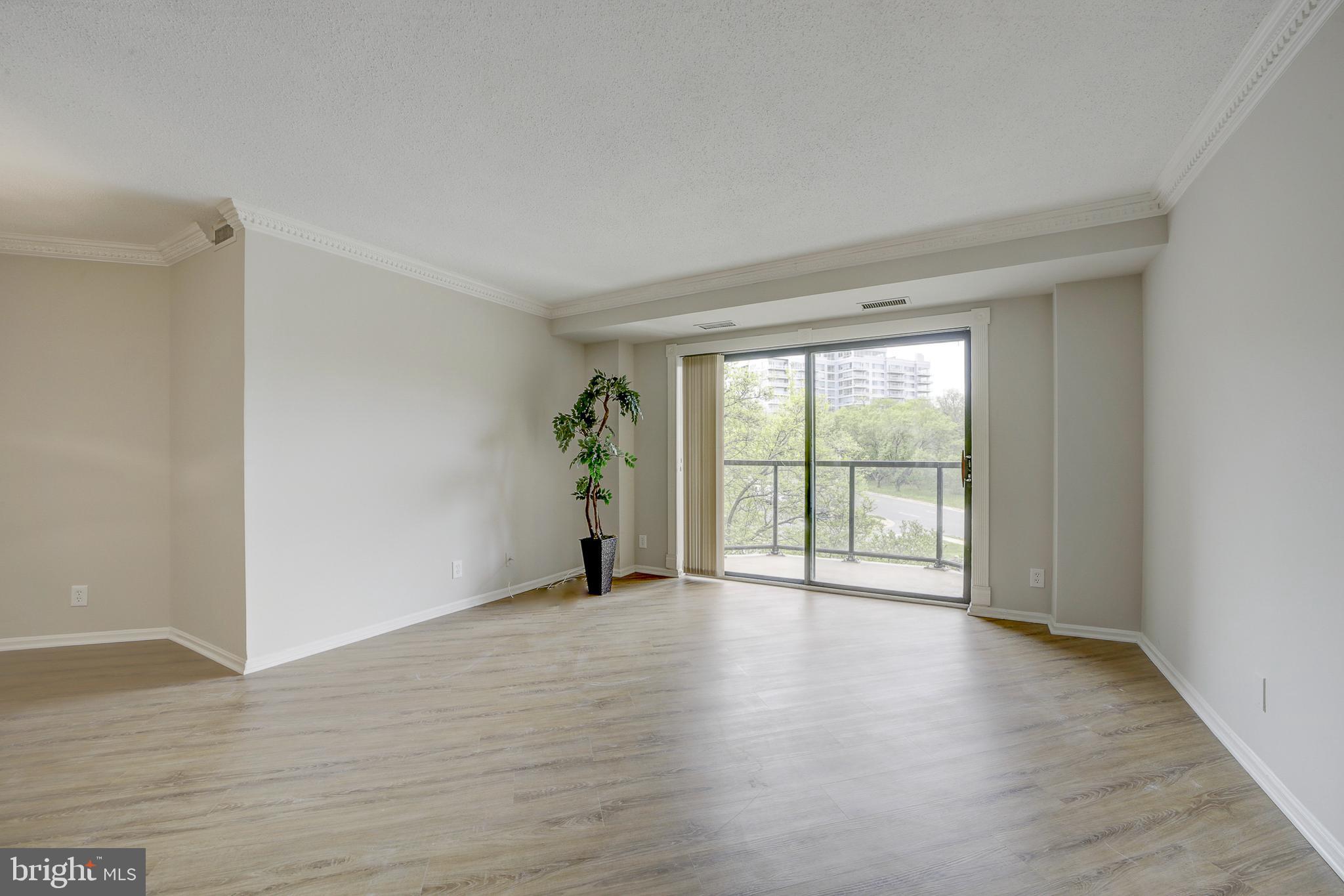 2100 LANGSTON BOULEVARD 303